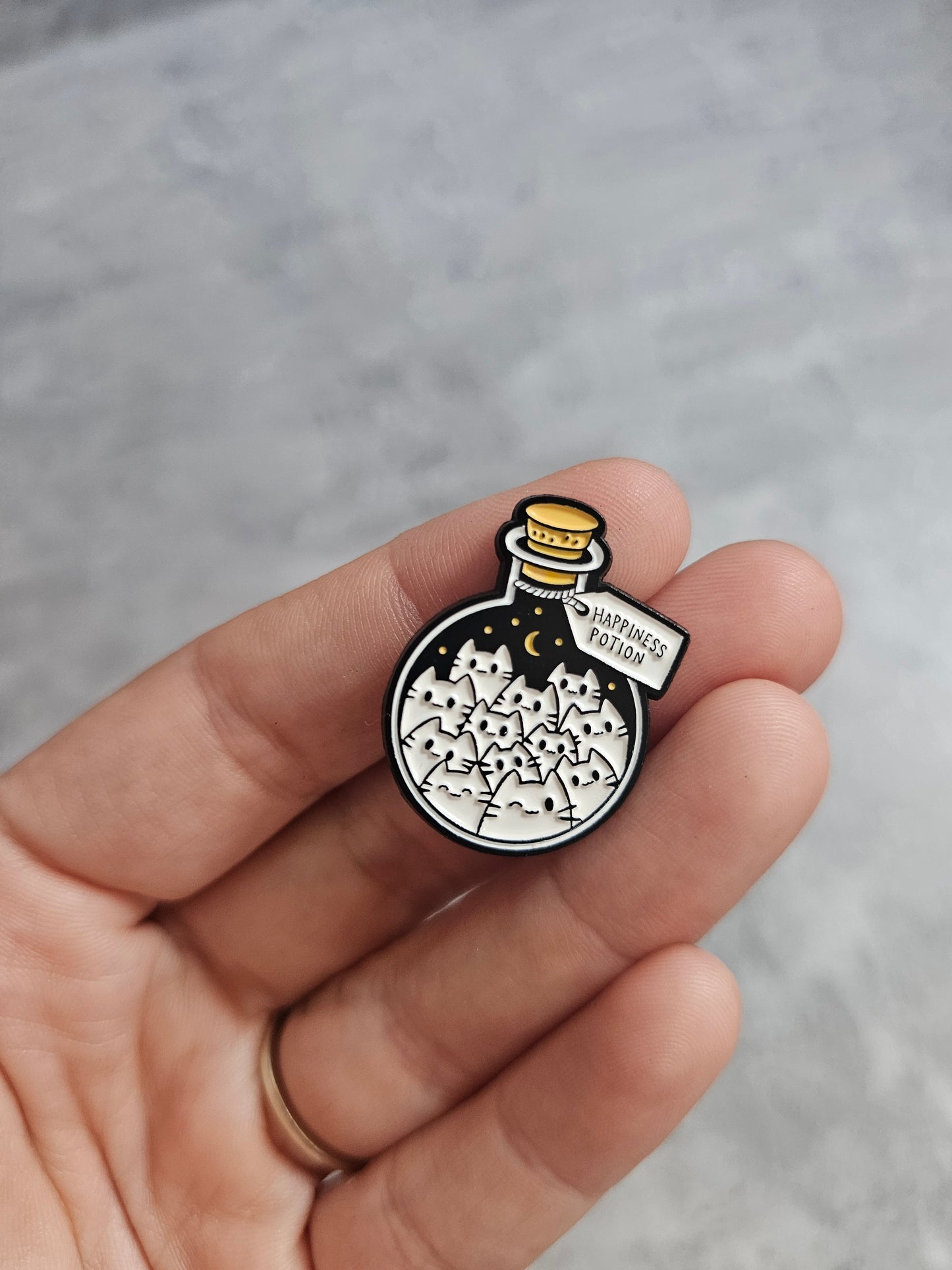 Happiness potion cats Pin Badge