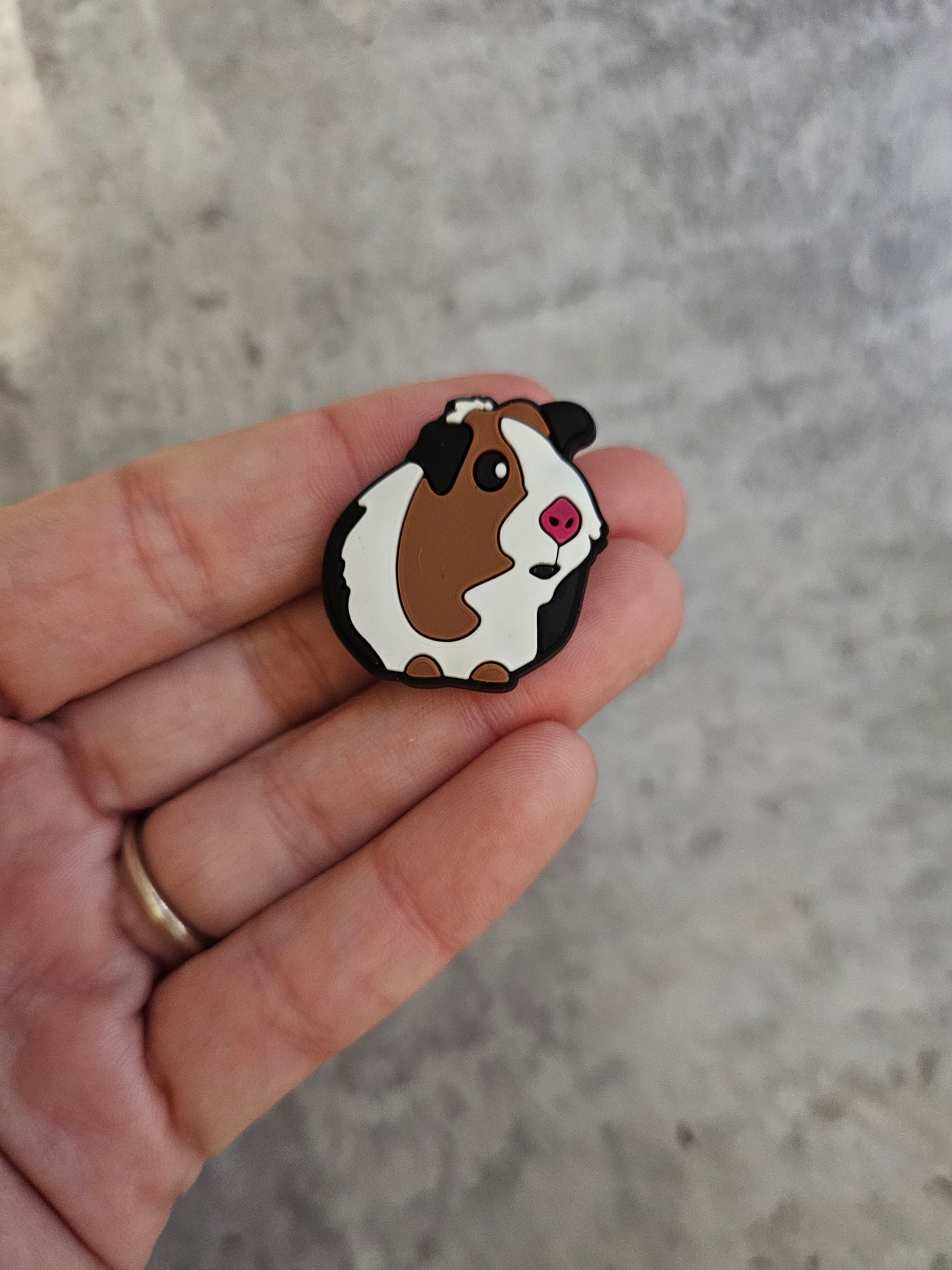 Guinea pig, shoe charm