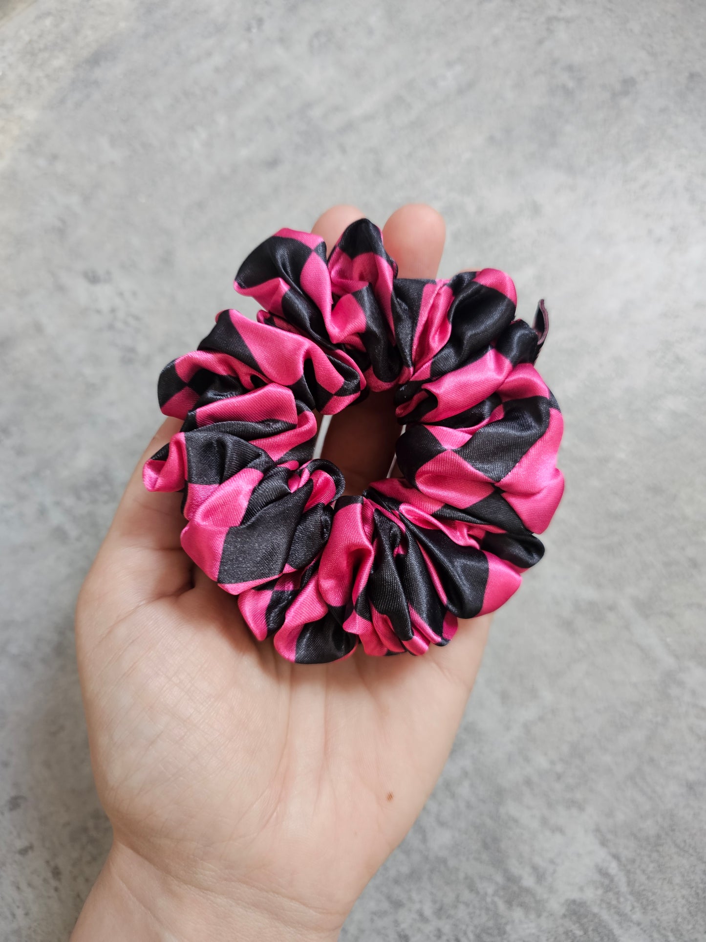 Pink and black checkerboard Midi Satin Hair Scrunchie