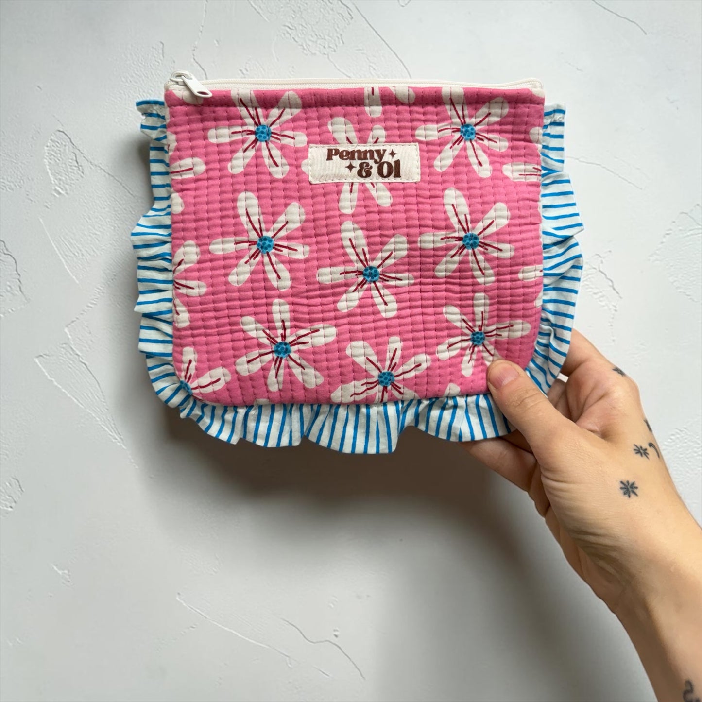 Daisy Dream Ruffle Pouch