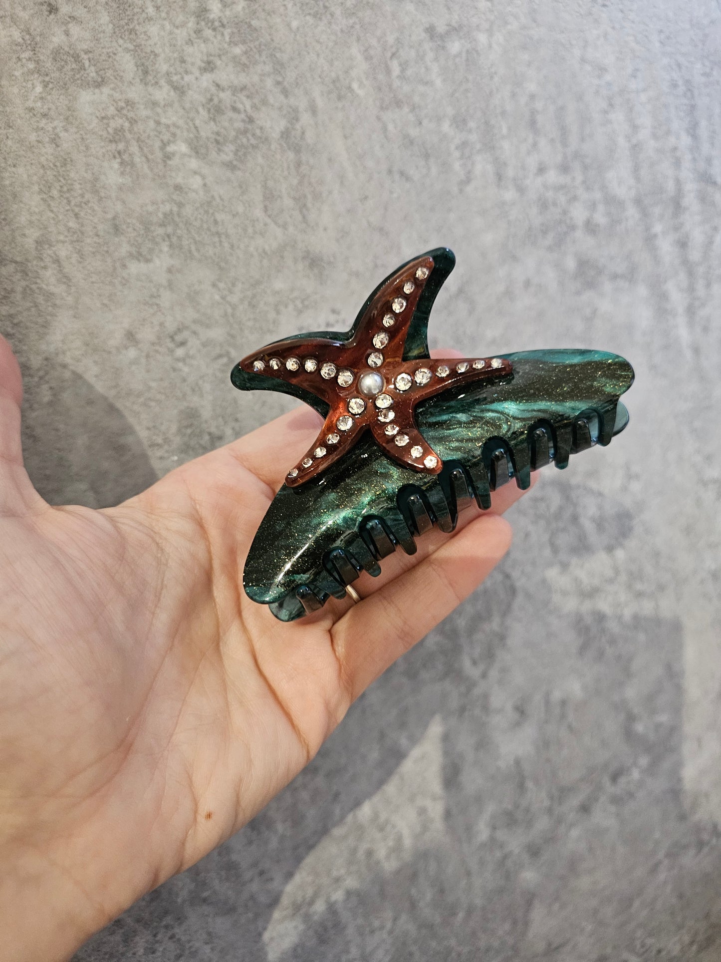 Green marble starfish Claw Clip