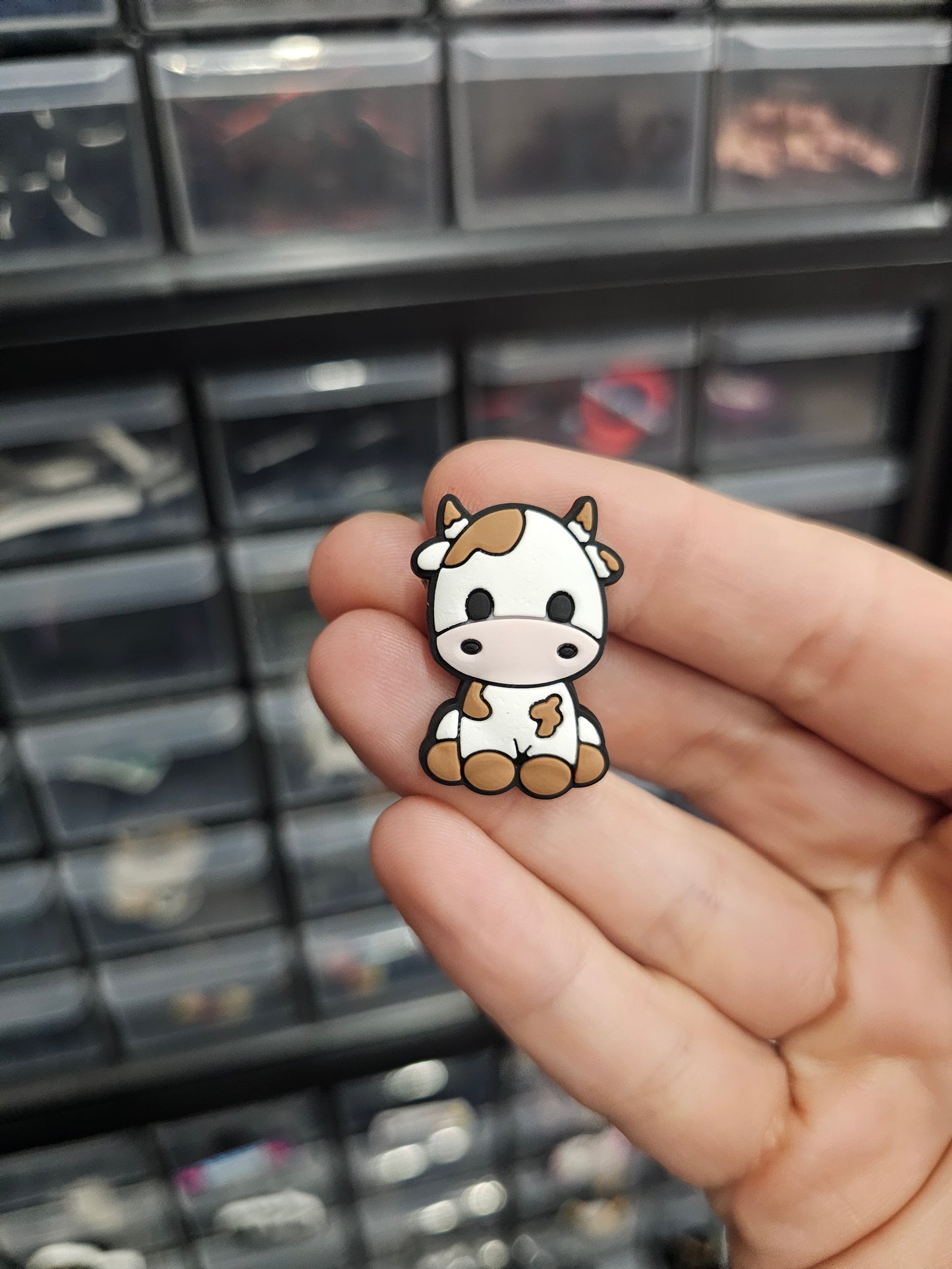 Brown cow shoe charm