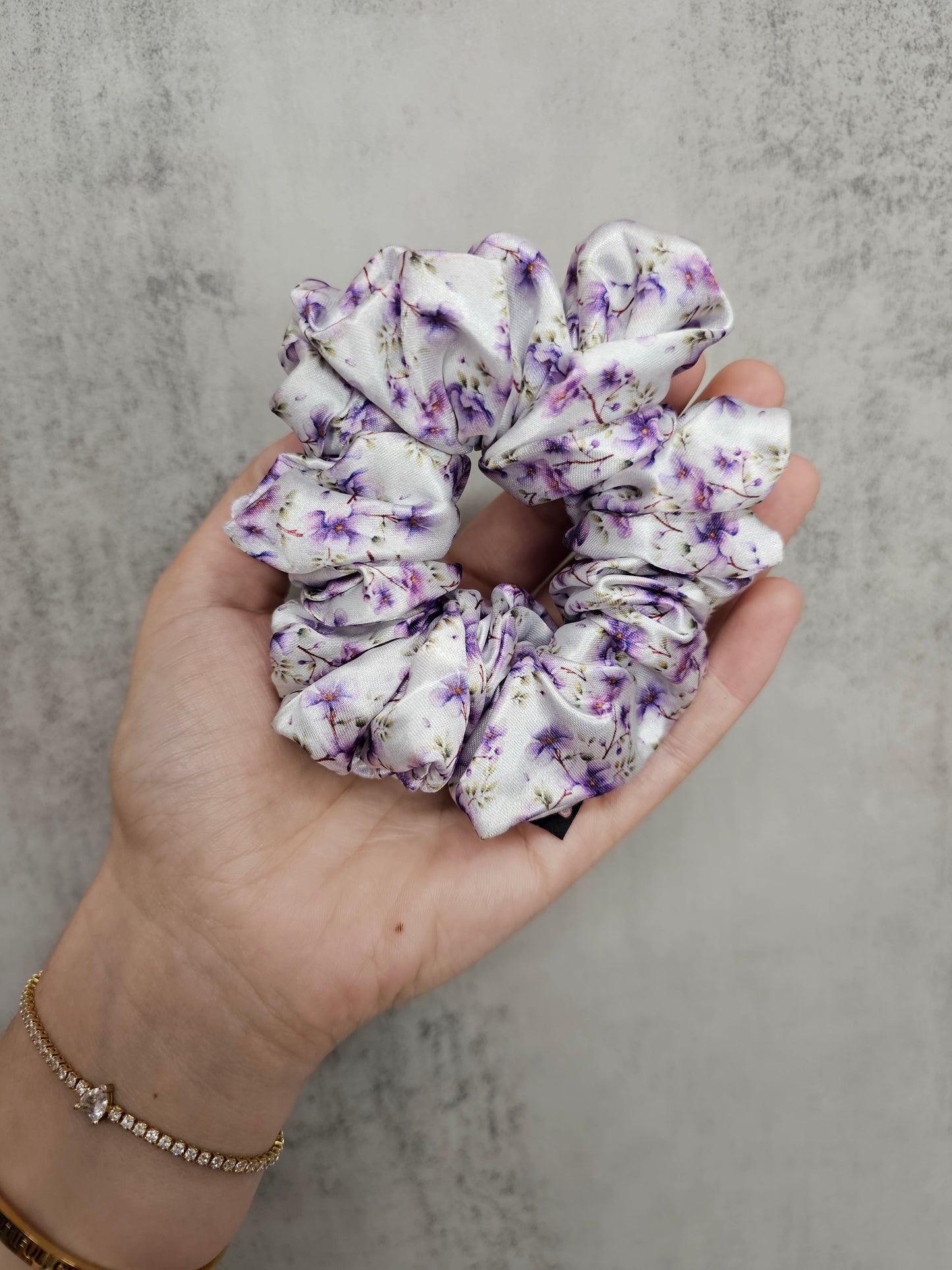 Lilac Blossom Midi Scrunchie