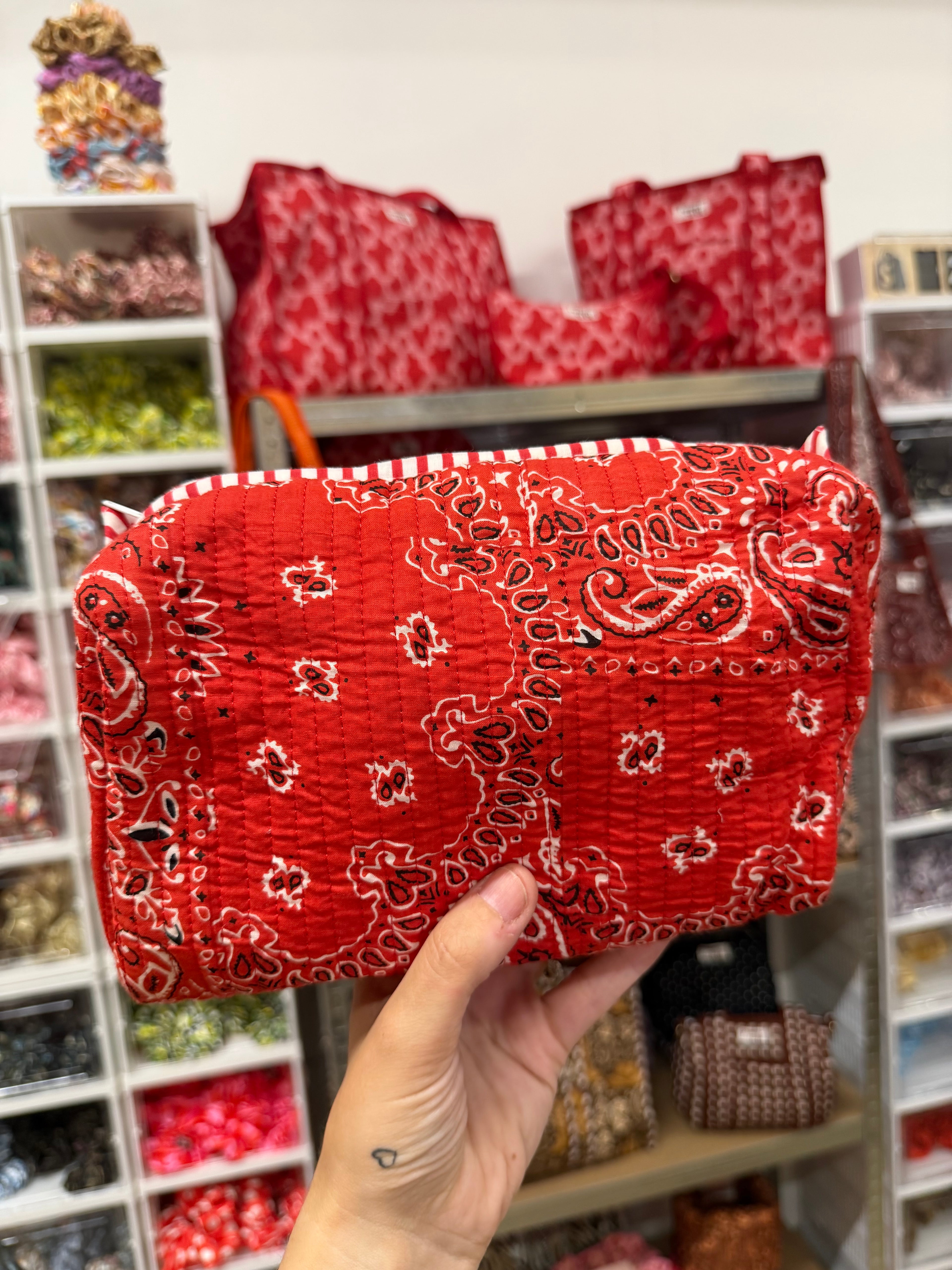 Waterproof Pouch/ Makeup Bag/ Organiser/ Travel Pouch