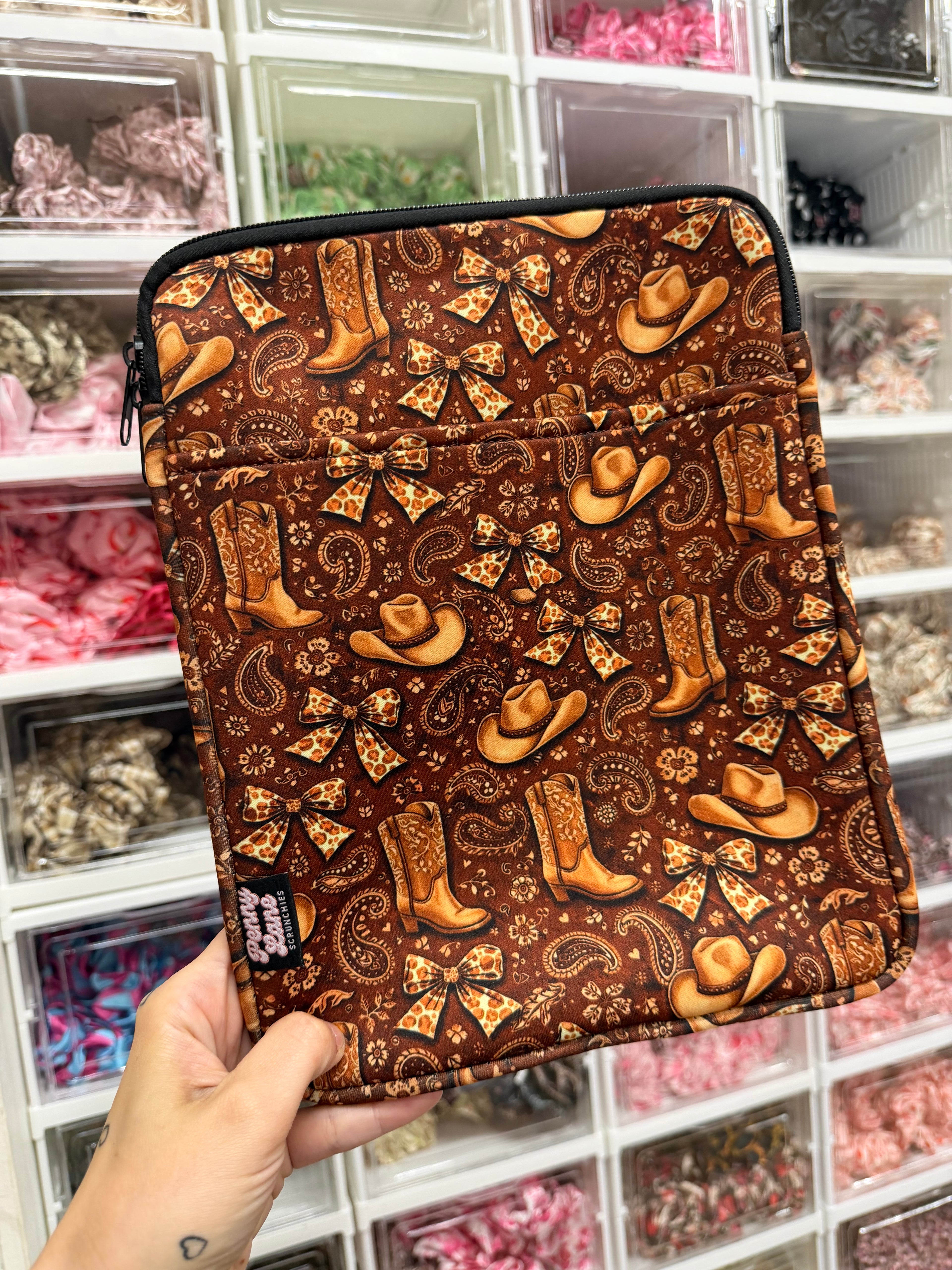 Ipad case, protective neoprene ipad sleeve with zip and pocket.
