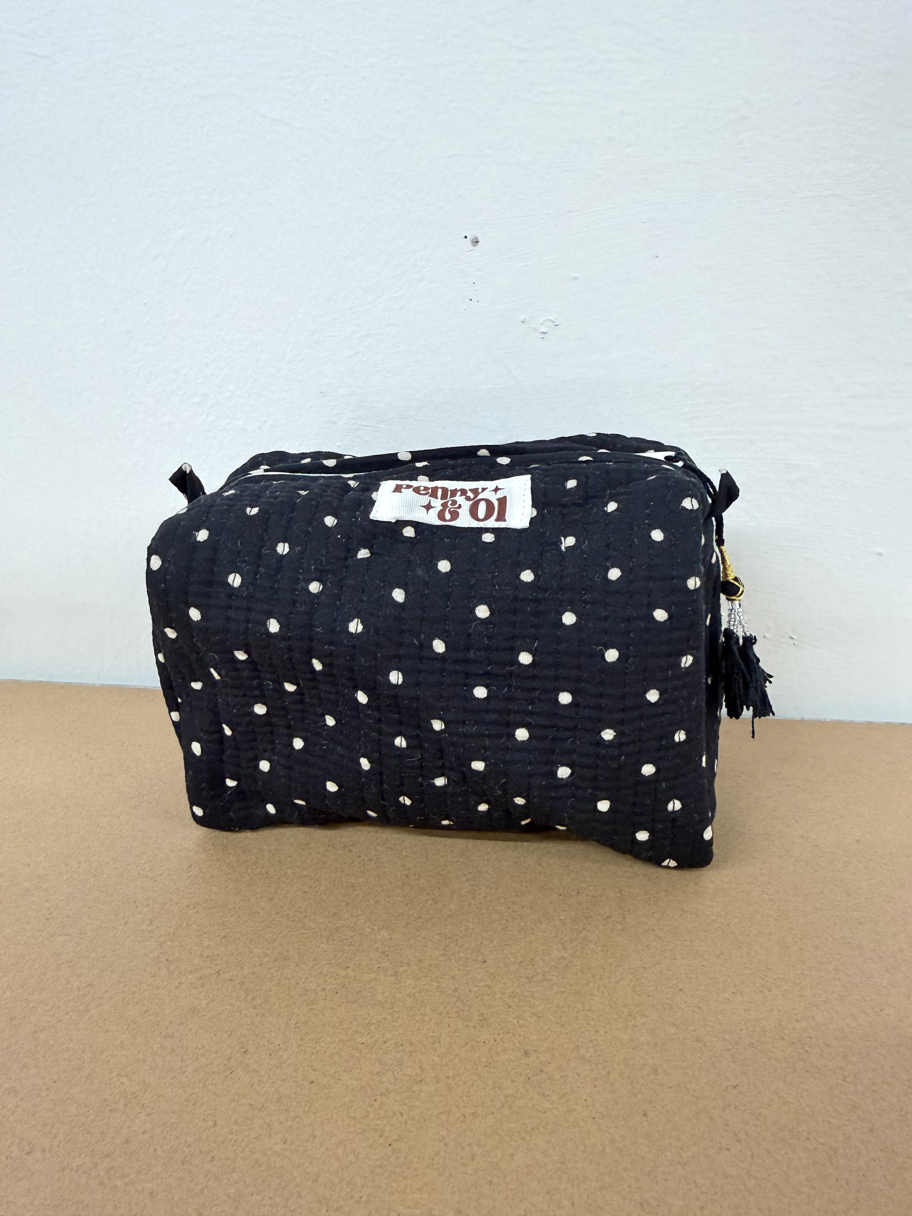 Black Polka Dot Waterproof Pouches, Zip Pouches