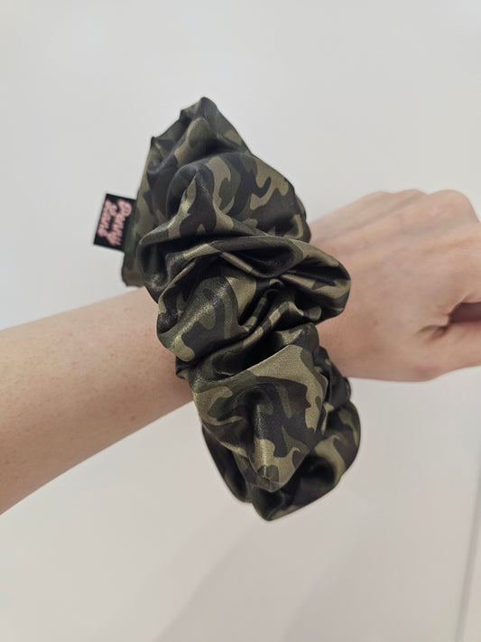 Camo XL Hair Scrunchie.