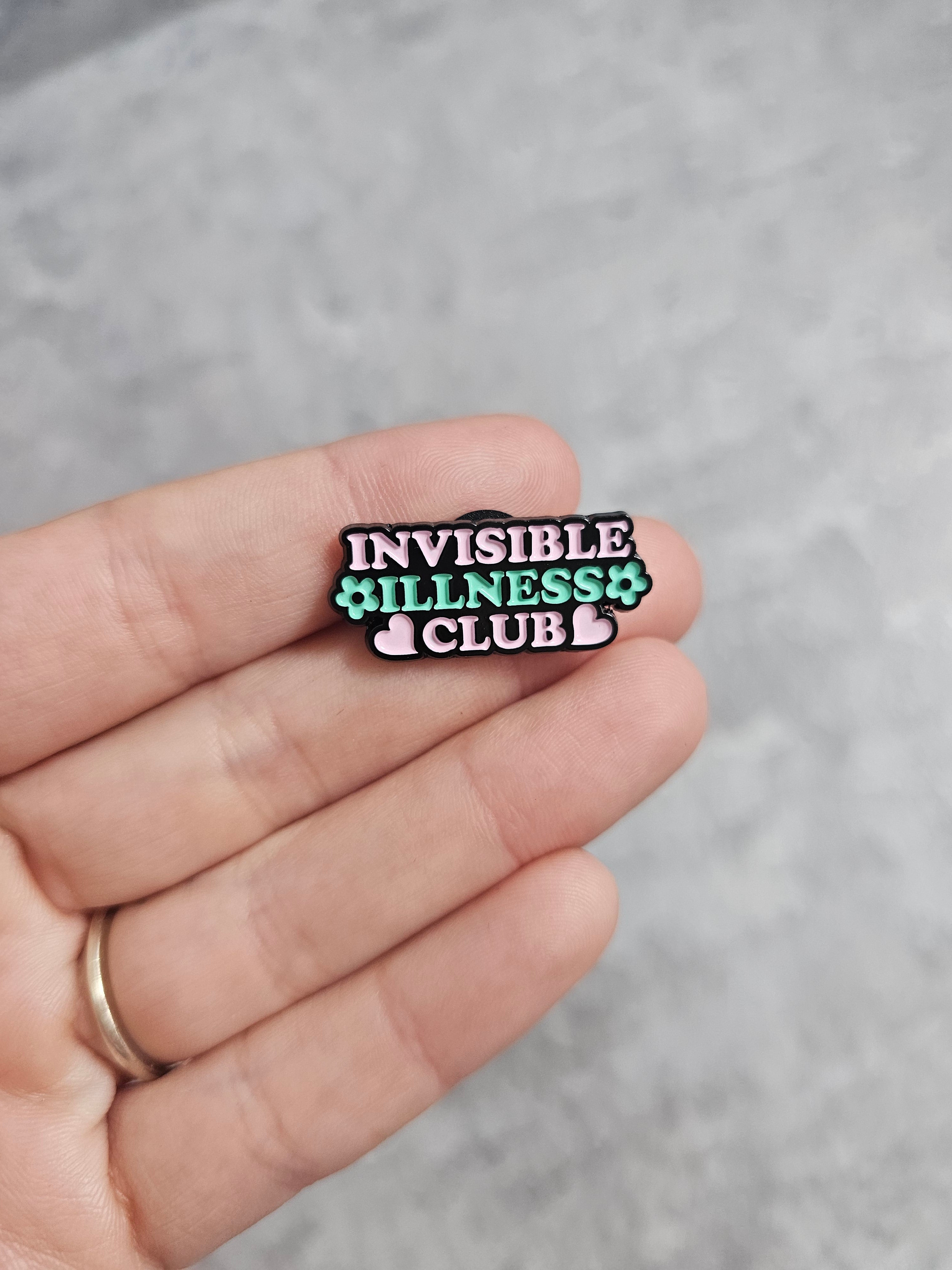 Invisible illness club Pin Badge – Penny Lane Scrunchies
