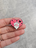 Cat paw, pink heart Pin Badge