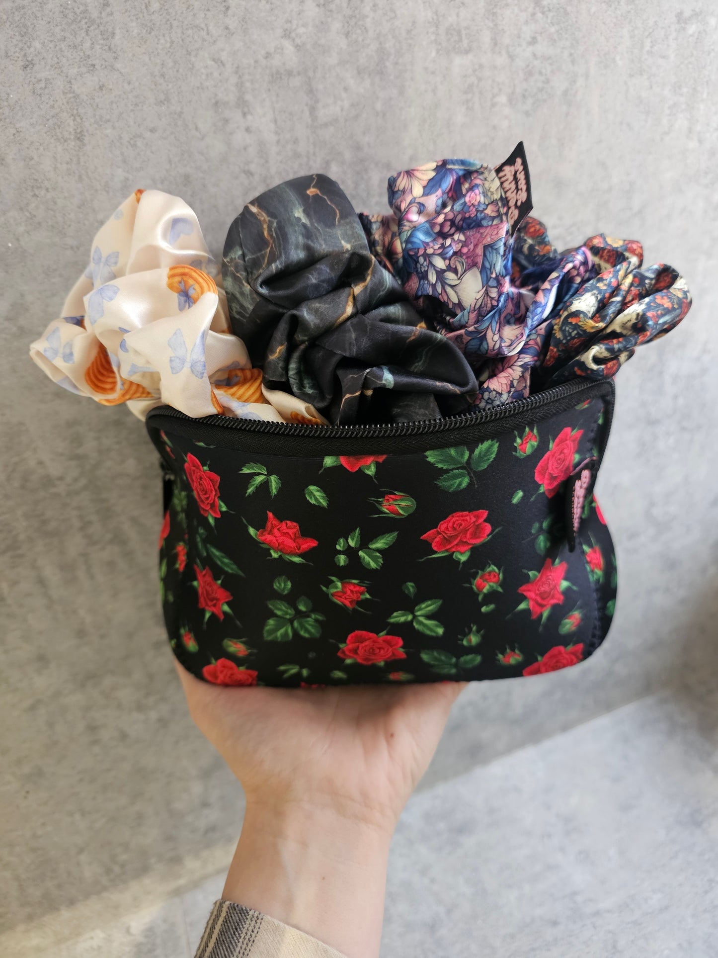 Zip Pouch, Travel Bag, New in PLS neoprene makeup bags