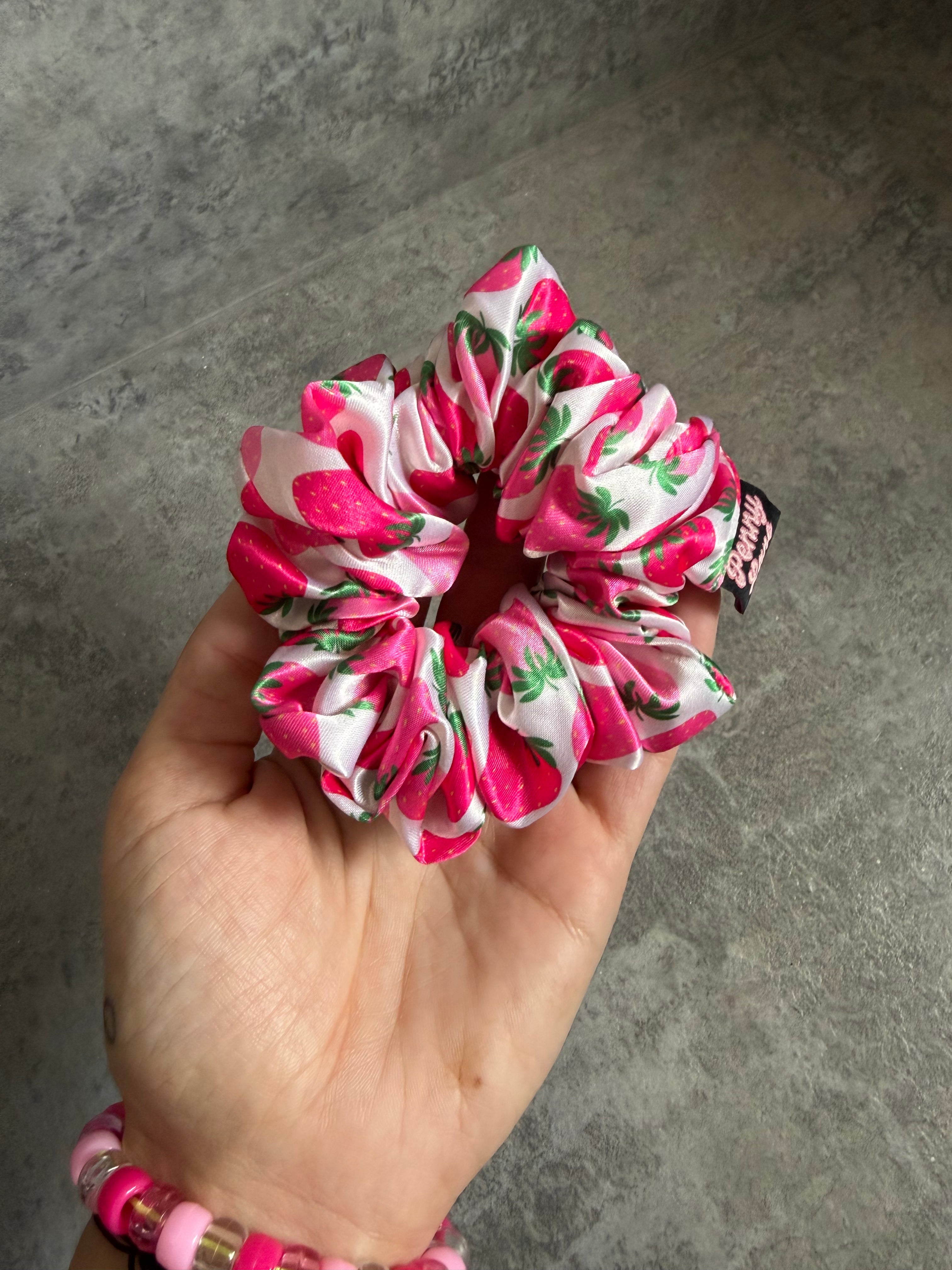 Strawberry Dream MIDI Satin Hair