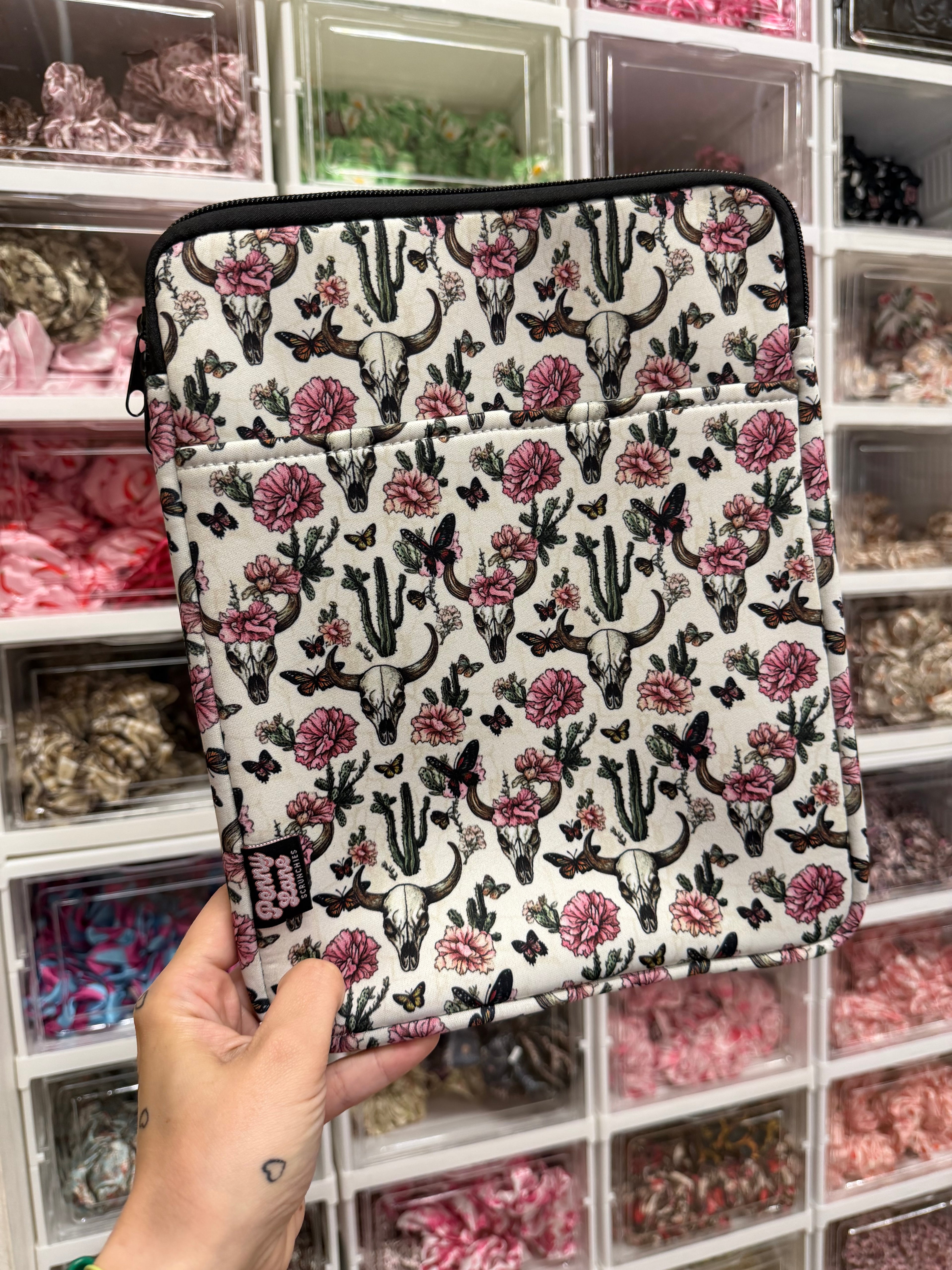 Ipad case, protective neoprene ipad sleeve with zip and pocket.