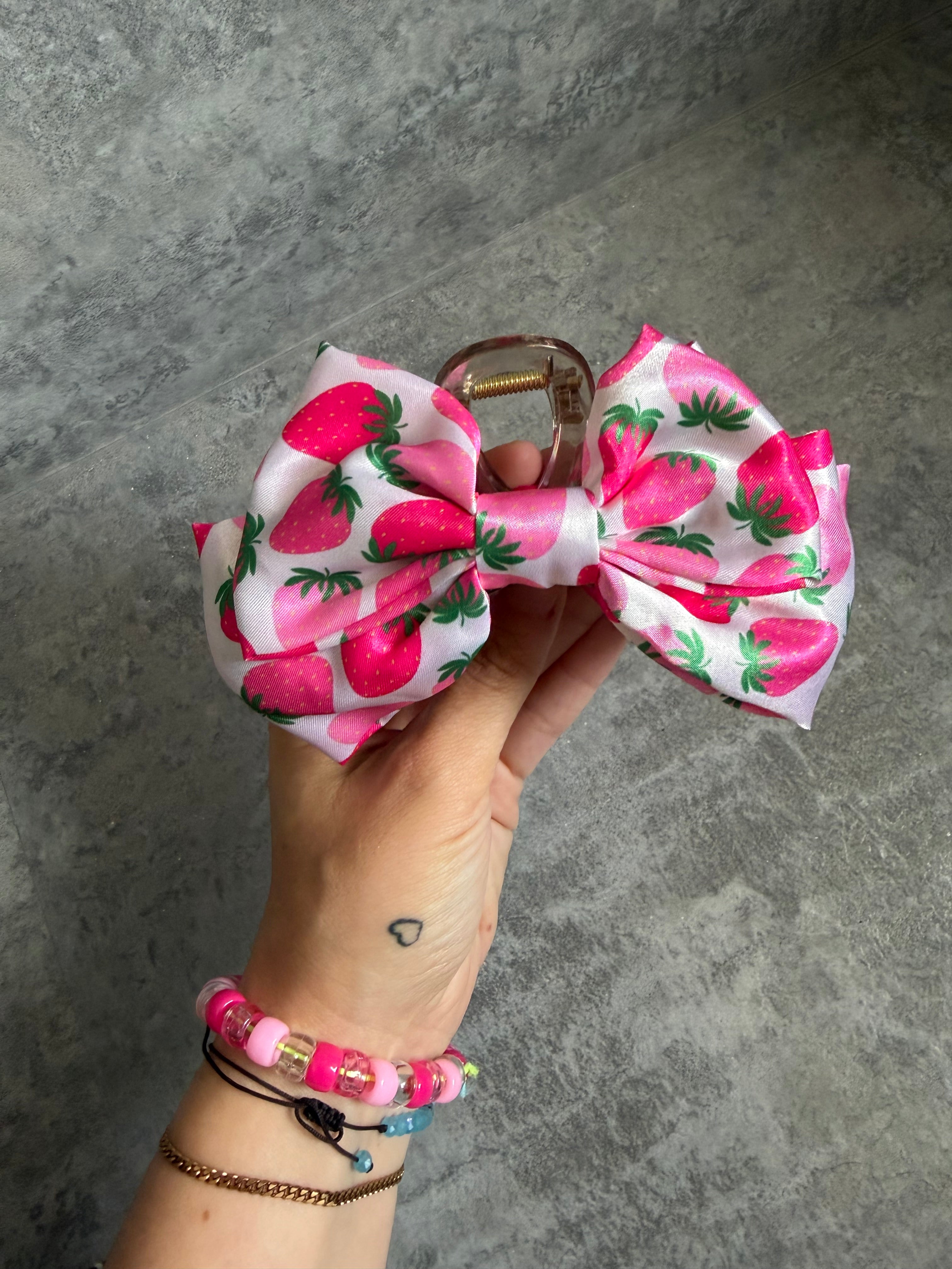 Strawberry Dream Fabric Claw Clip, Custom Made PLS Fabrics