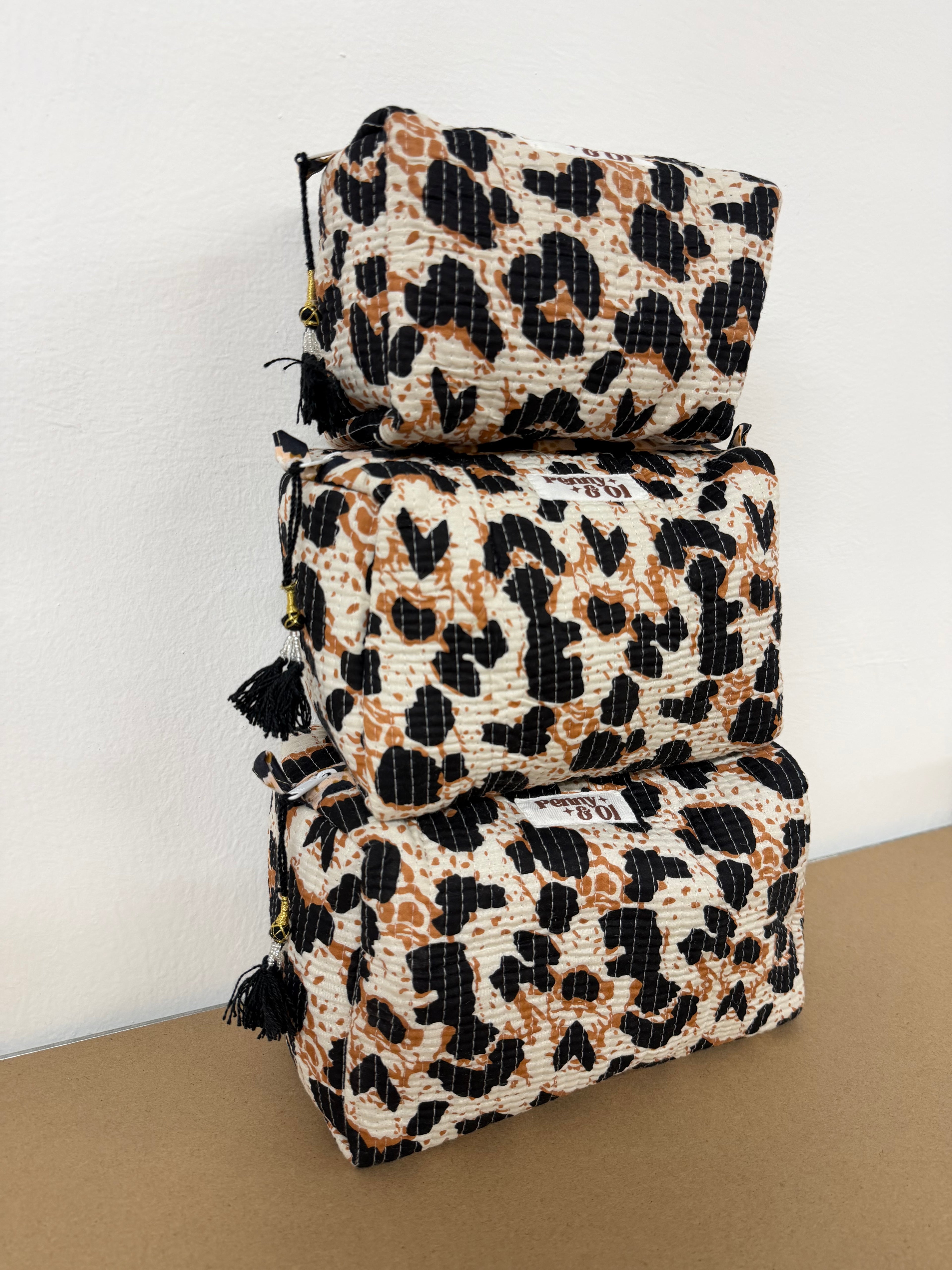 Leopard Print Waterproof Pouches, Zip Pouches