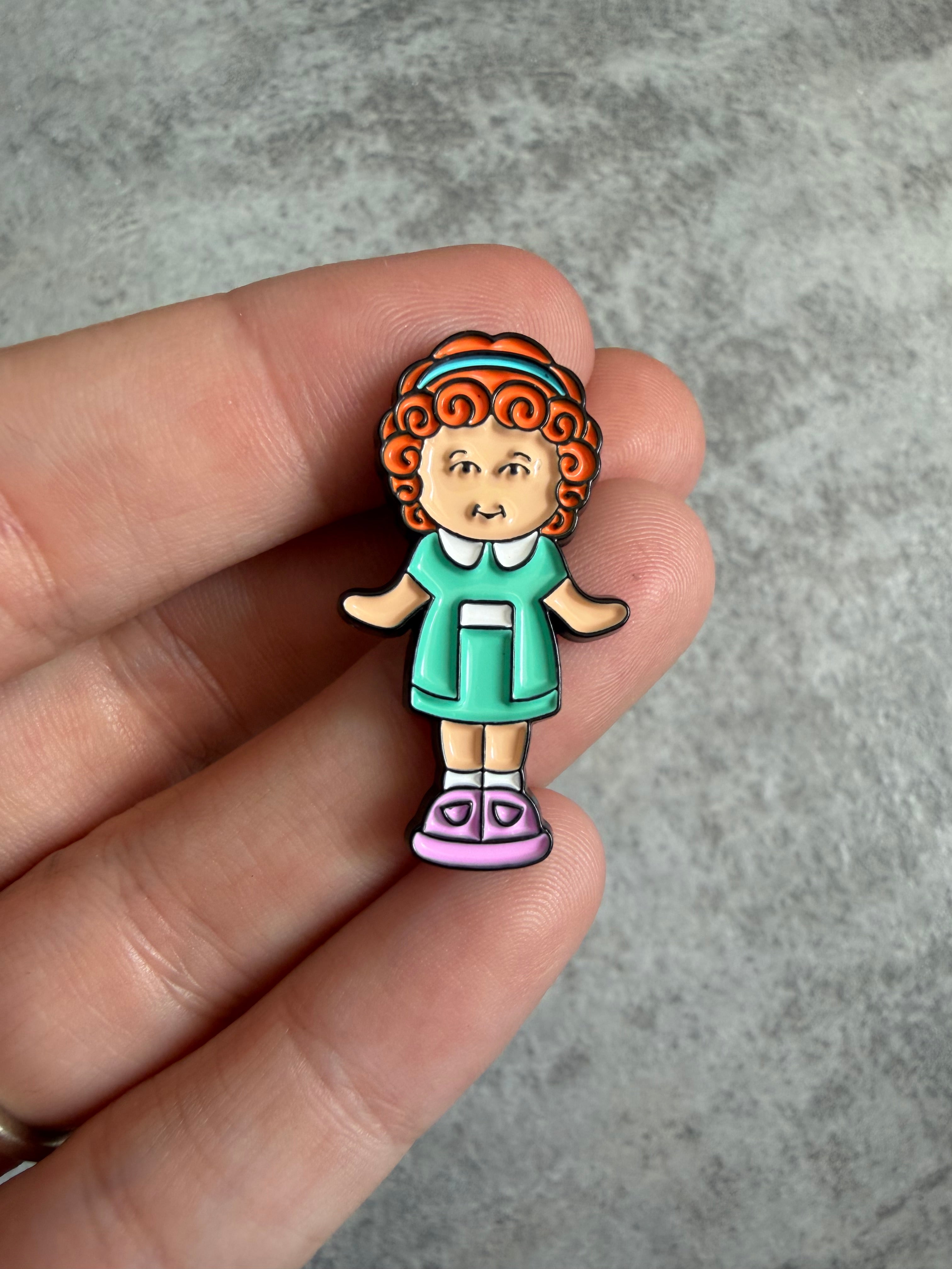 Pocket doll red hair Pin Badge