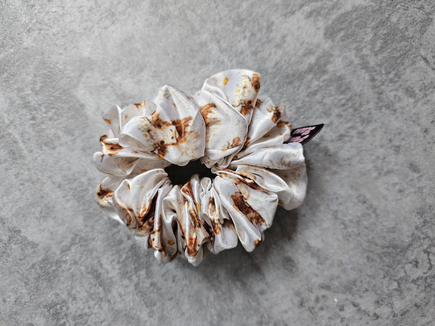 Cream Highland Cow Midi Scrunchie