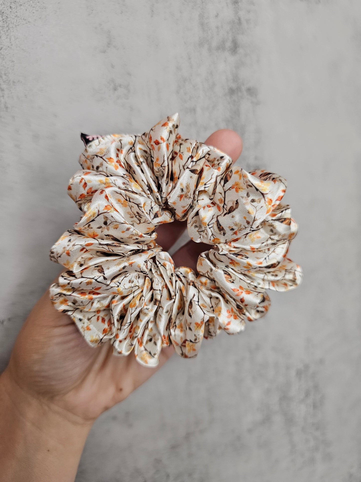 Lil Robins Midi Satin Hair Scrunchie