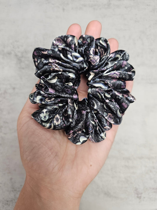 Medusa Midi Satin Hair Scrunchie