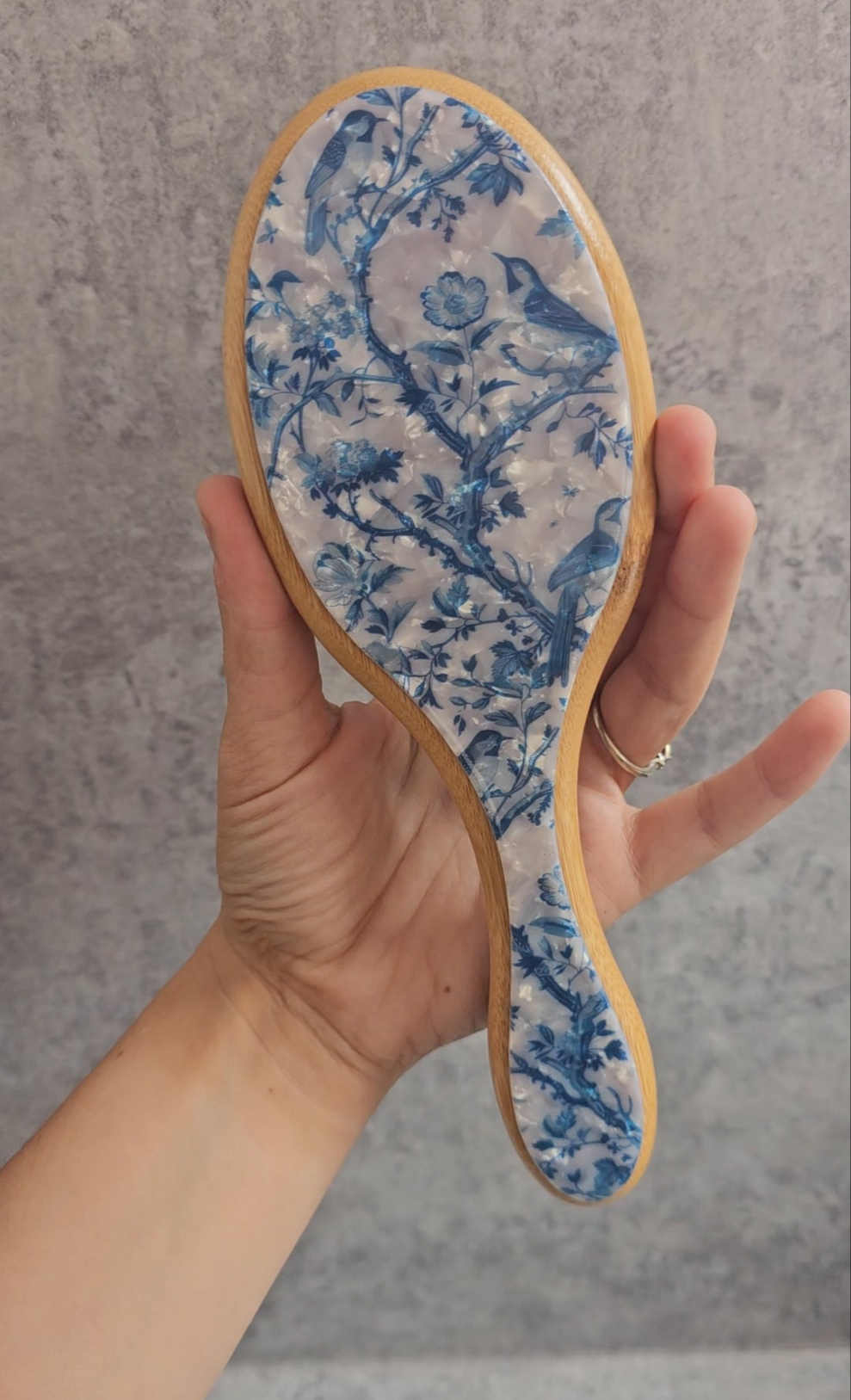 IMPERFECT bluebirds Paddle Brush