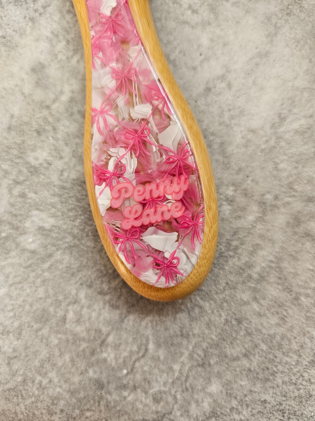 IMPERFECT pink bows Paddle Brush