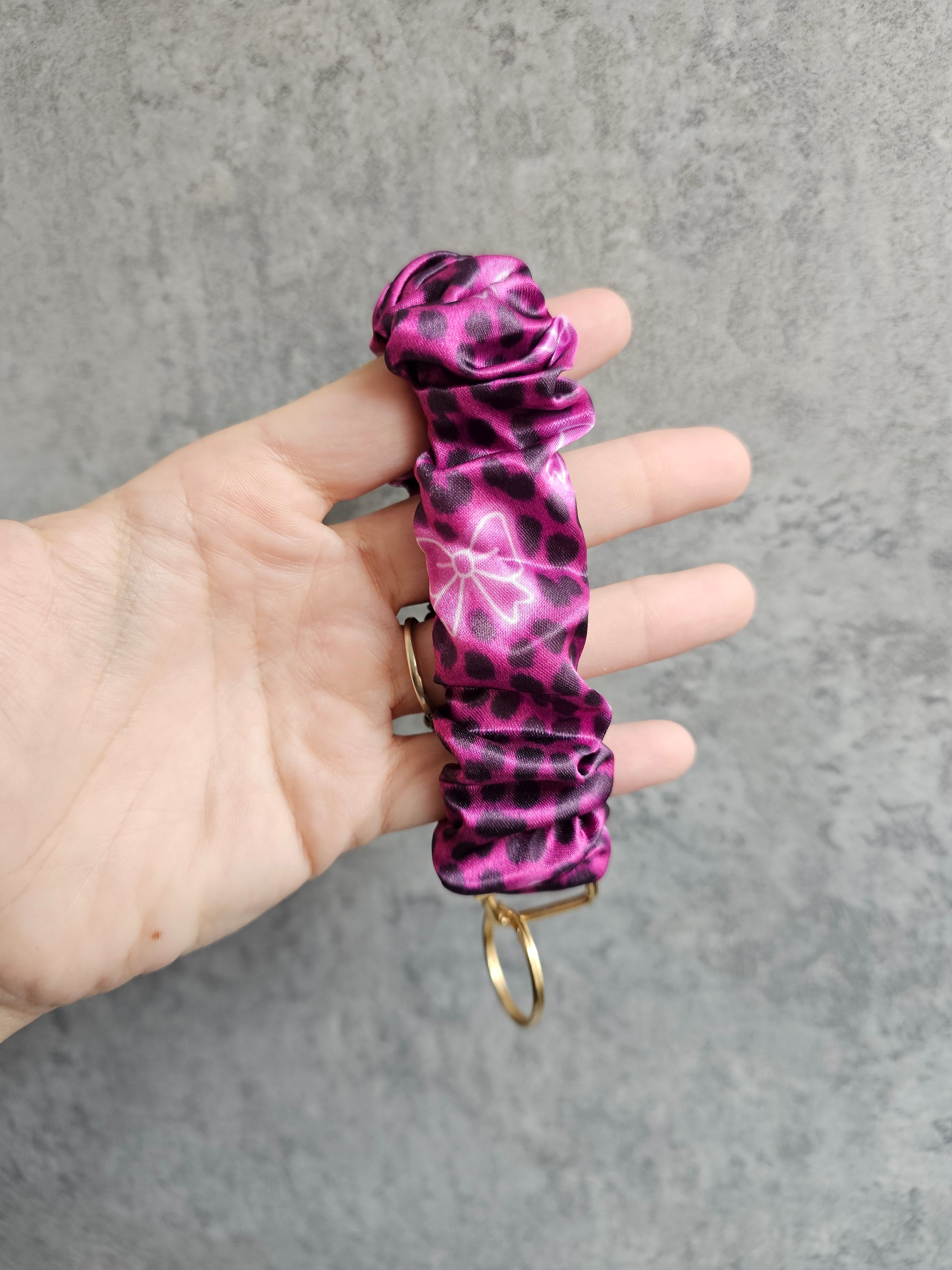 Neon bows on pink leopard print Scrunchie Keyring