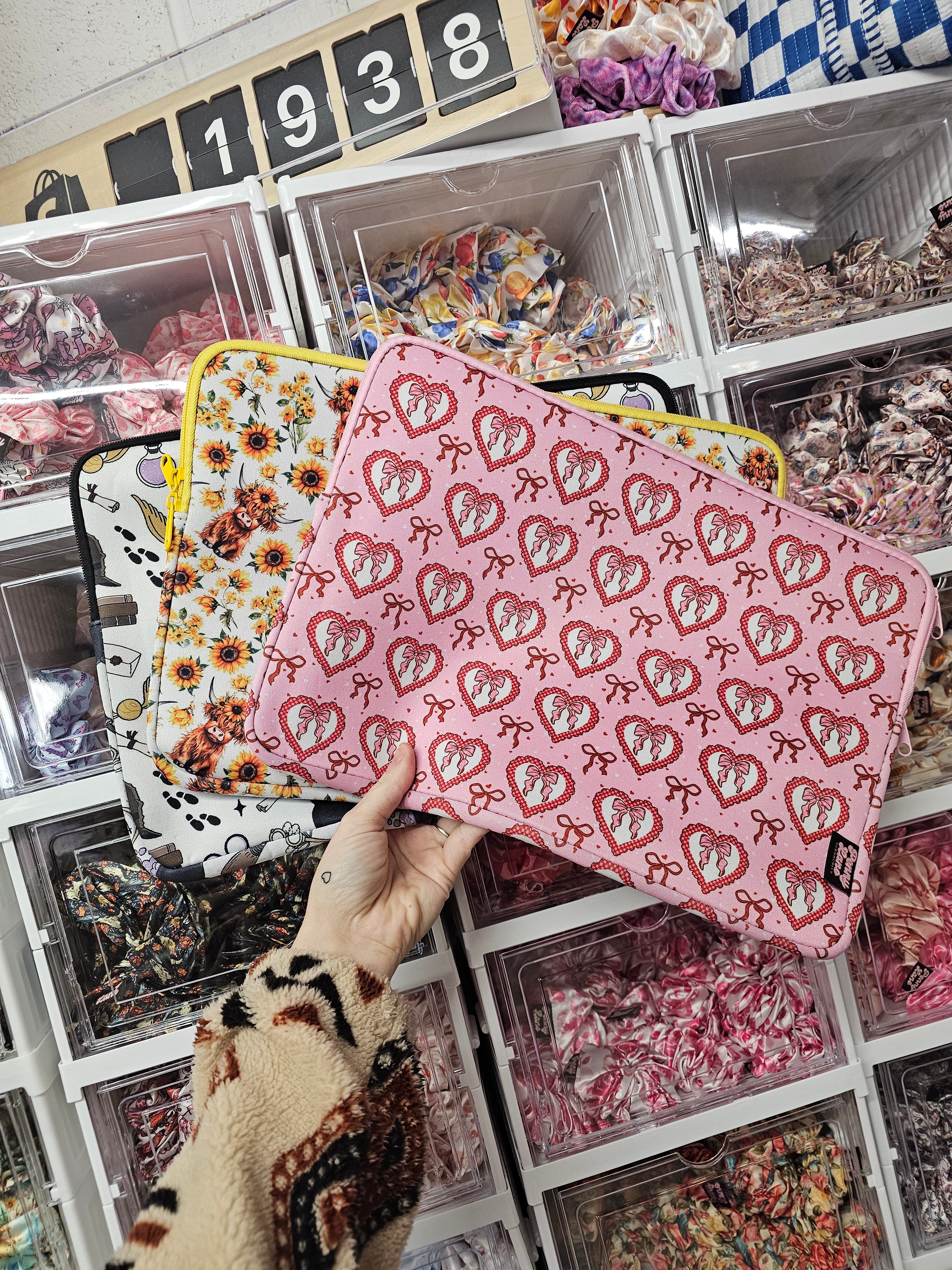 Laptop case, protective neoprebe laptop sleeve with zip.