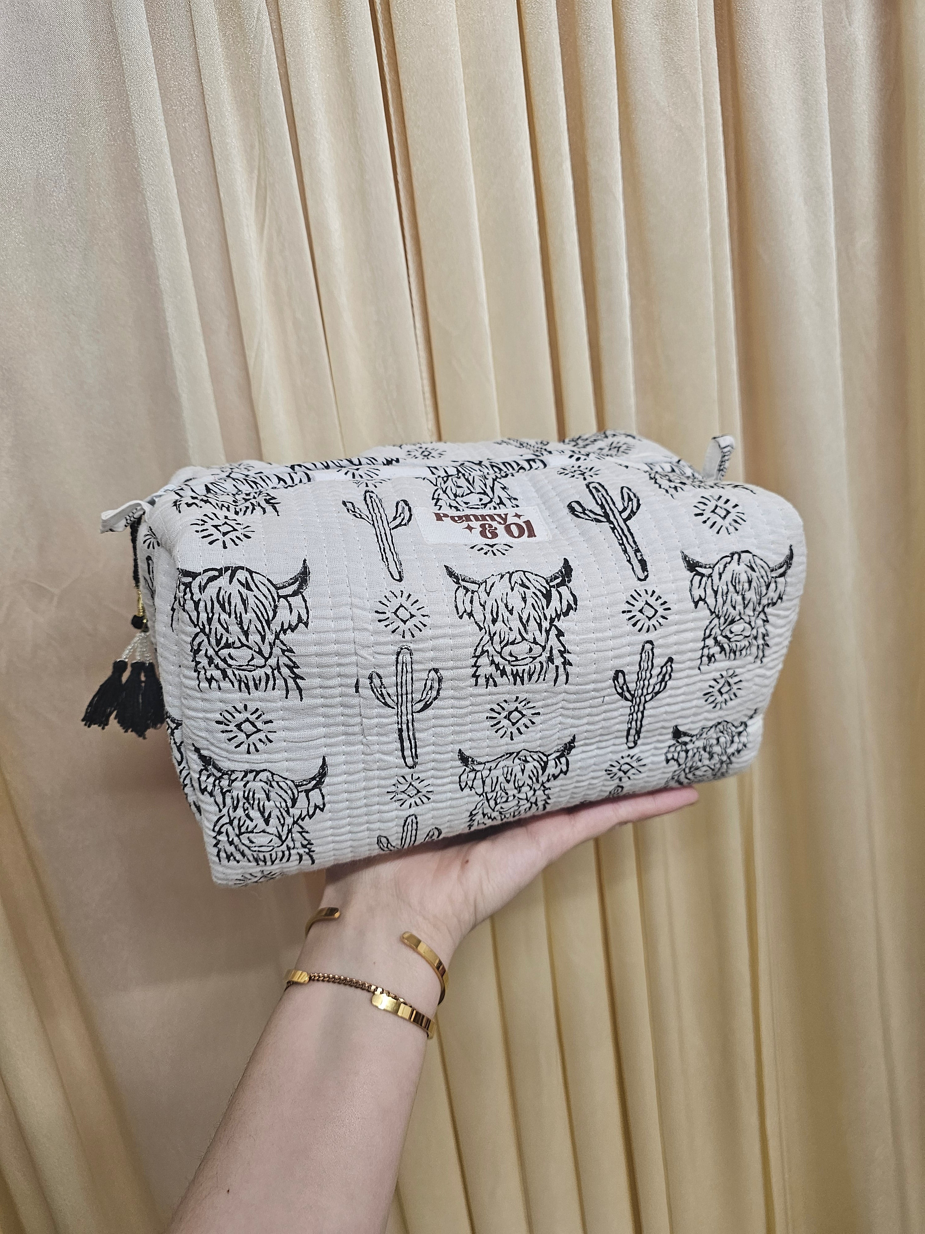 Highland Cow Waterproof Pouches, Zip Pouch, Travel, Makeup bag