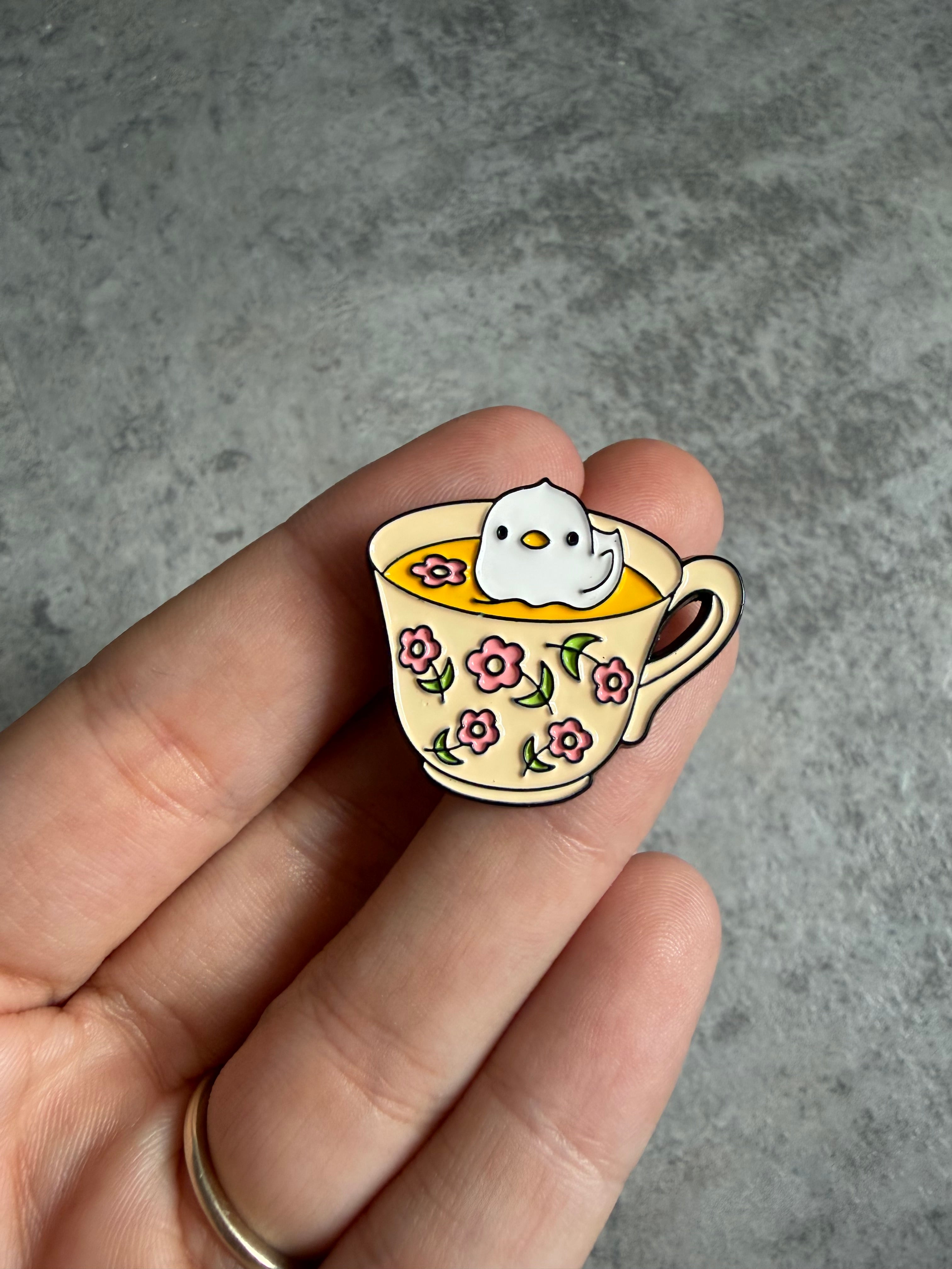 Duck in yellow cup Pin Badge