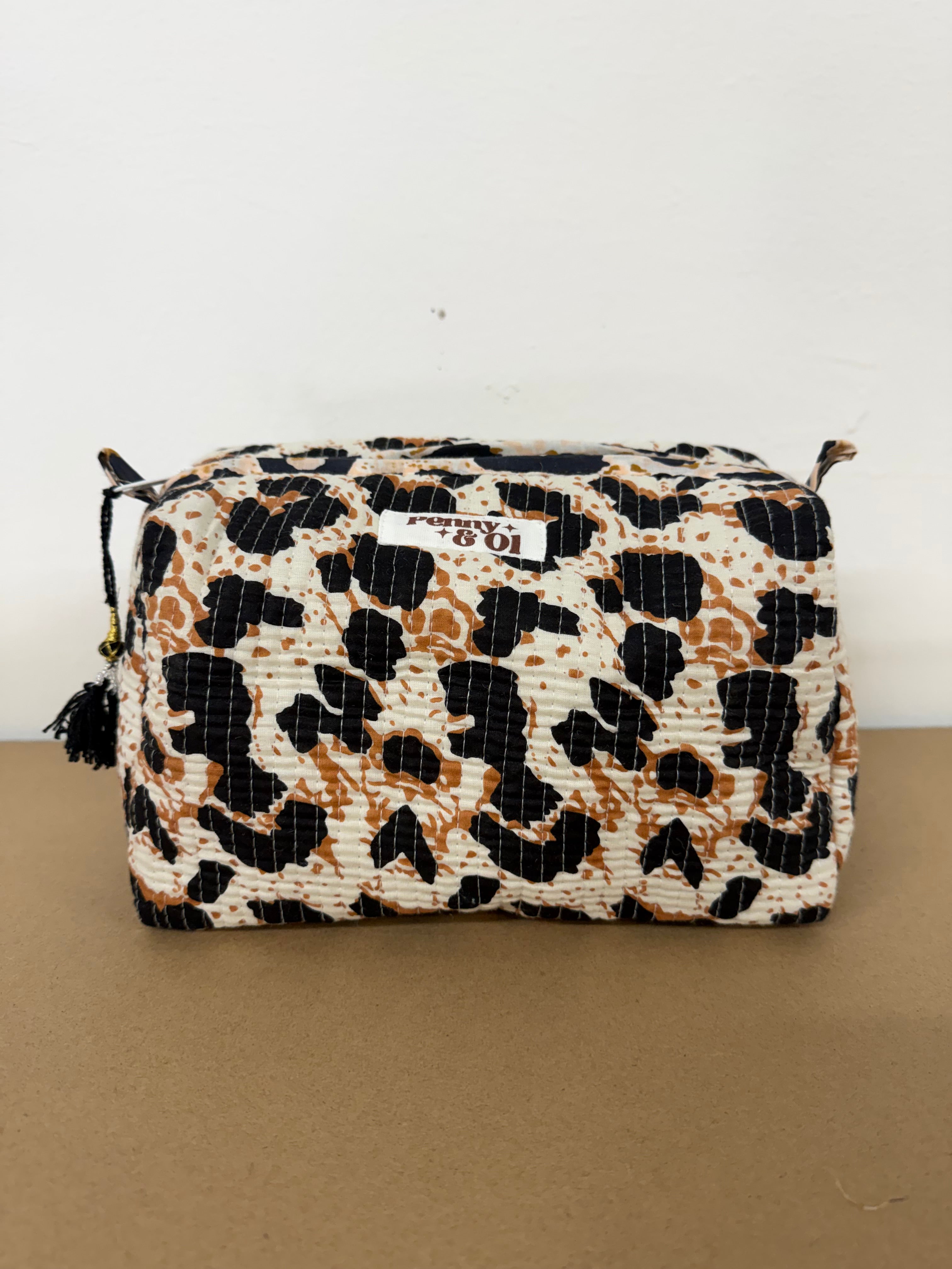 Leopard Print Waterproof Pouches, Zip Pouches