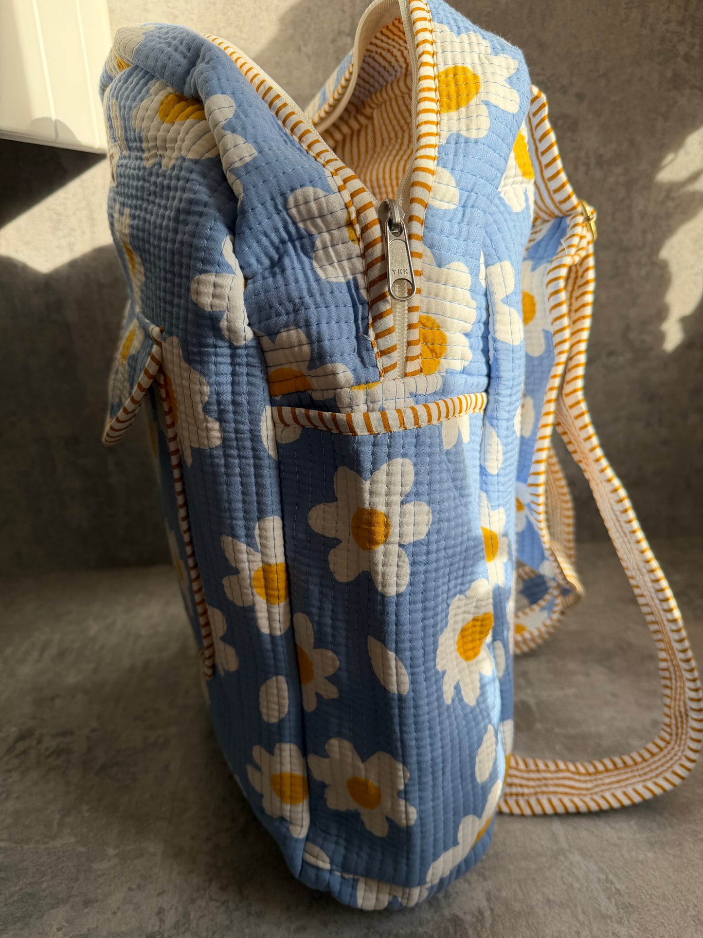 Daisys collection, tote bags. Cotton tote bags all sizes