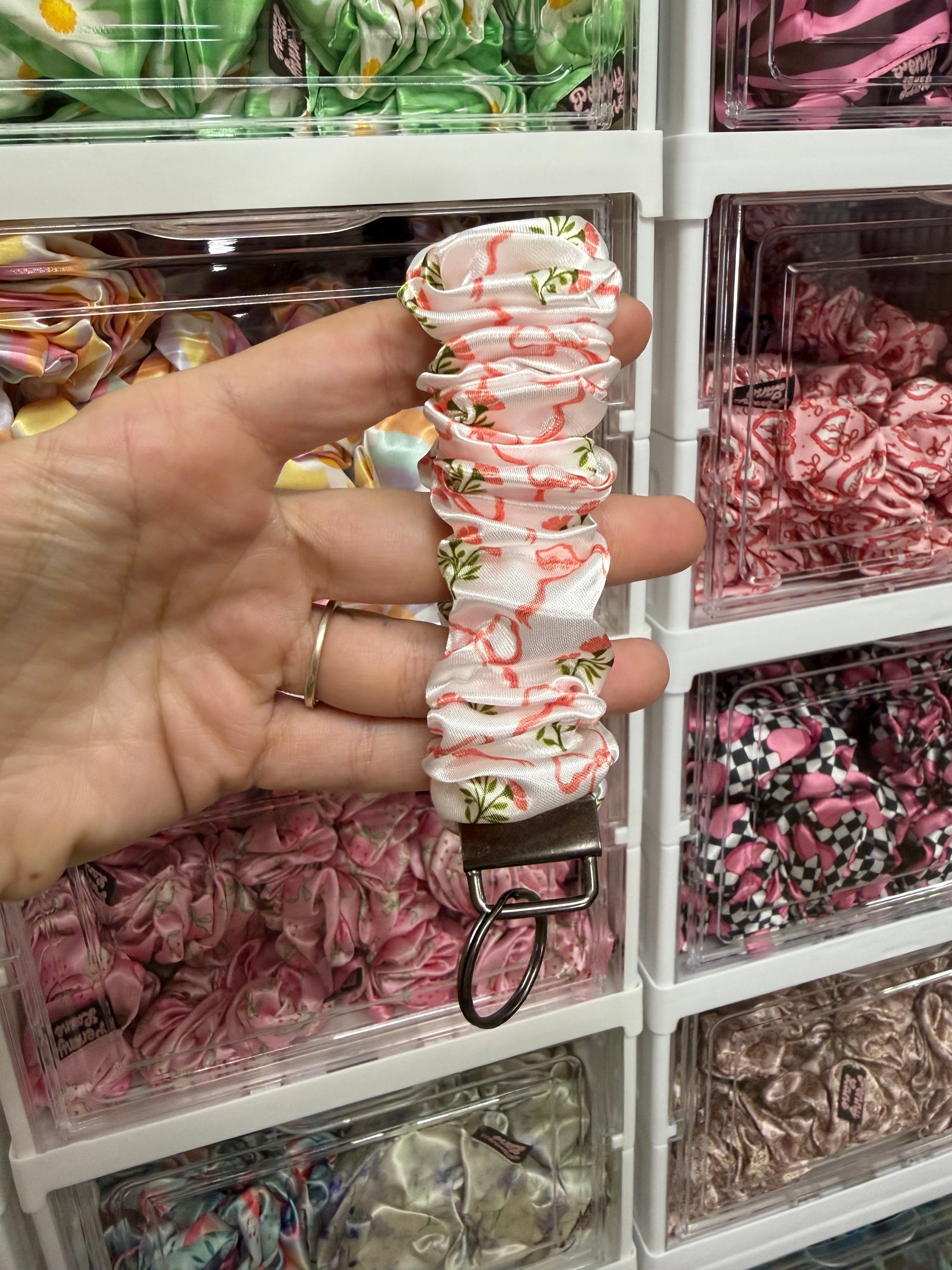 Bows & Bouquets Scrunchie Keyring
