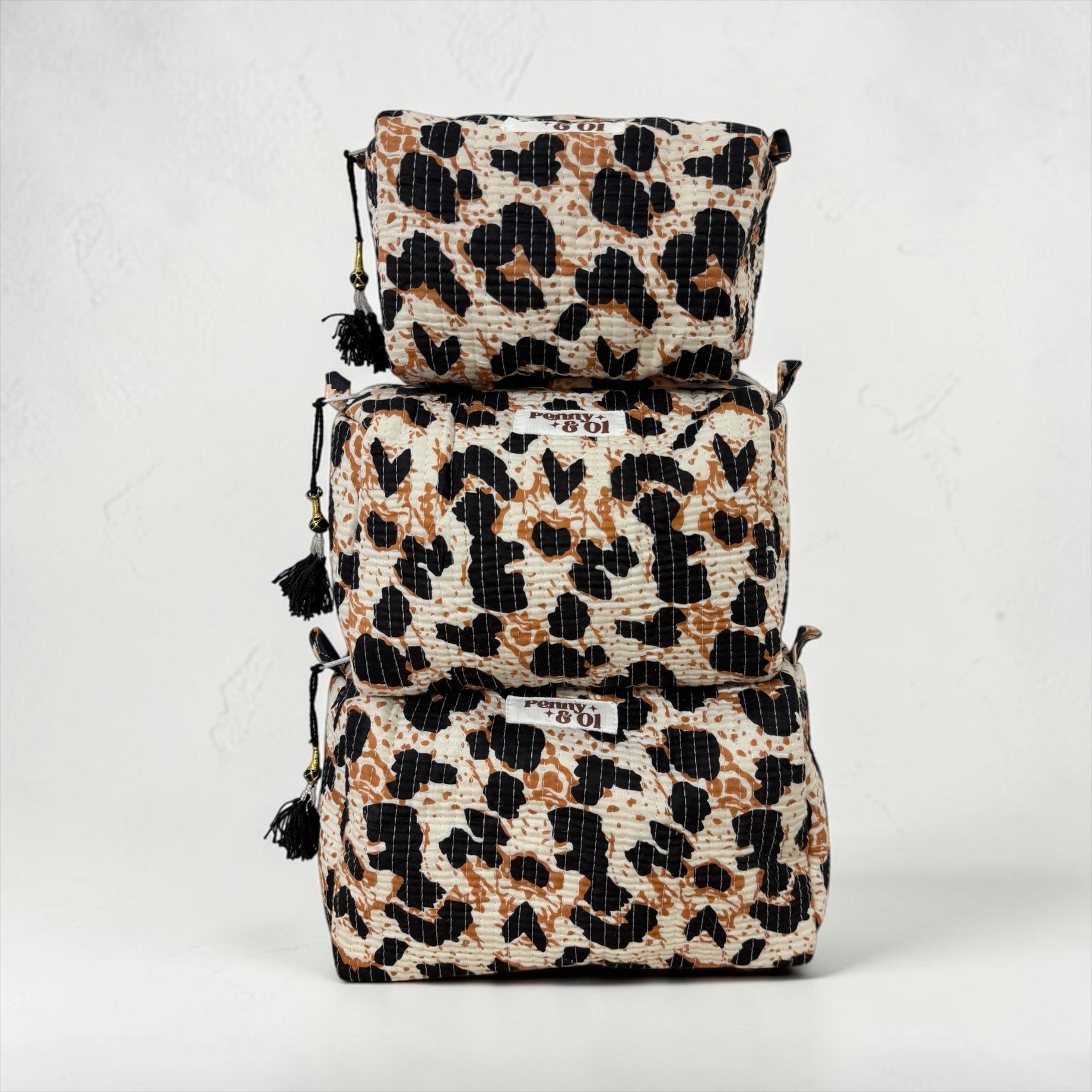 Leopard Print Waterproof Pouches, Zip Pouches