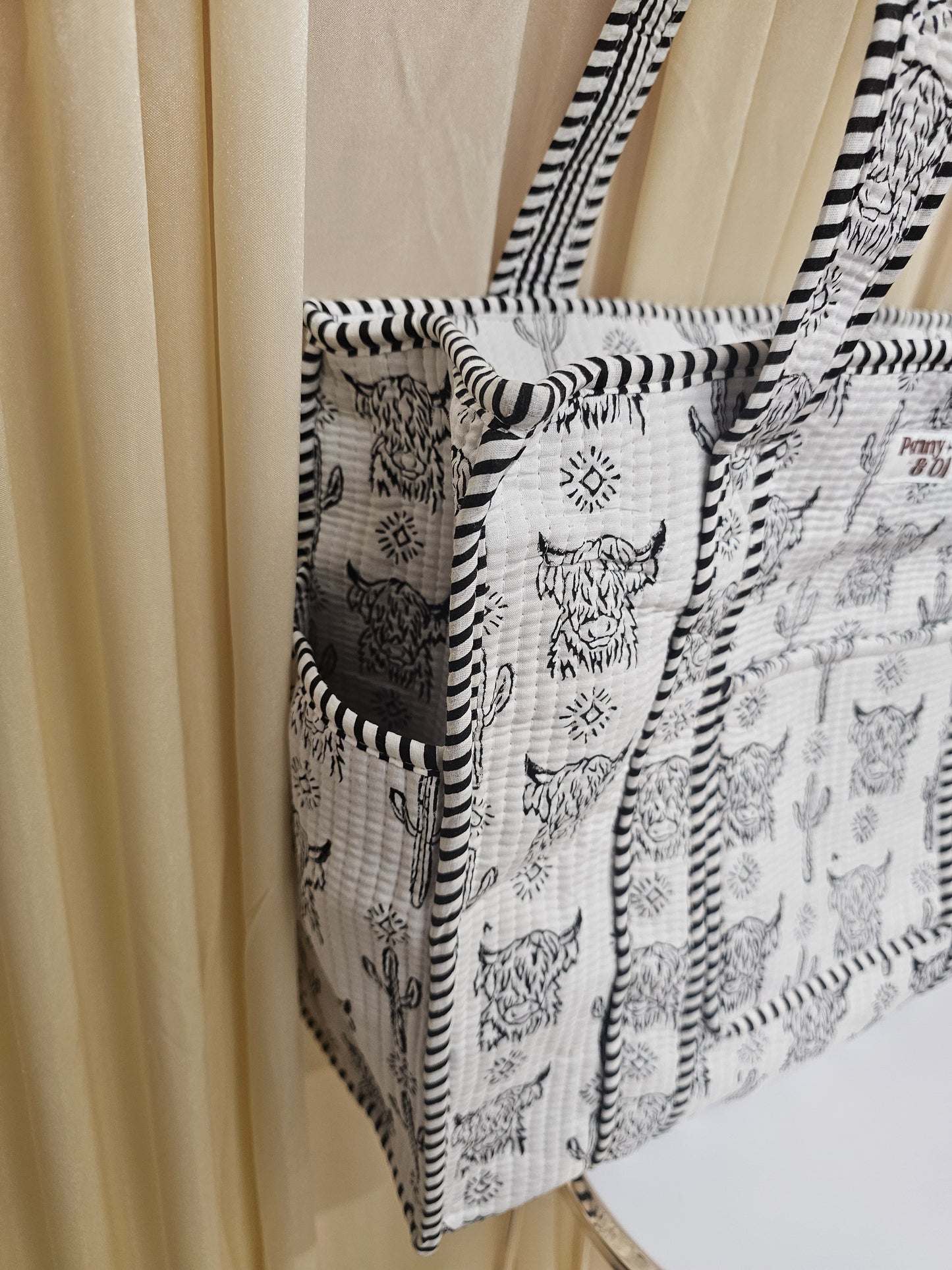 Highland Cow Collection tote bags. Cotton tote bags all sizes.