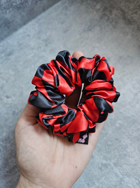 Red And Black Checkerboard Midi Satin Hair Scrunchie
