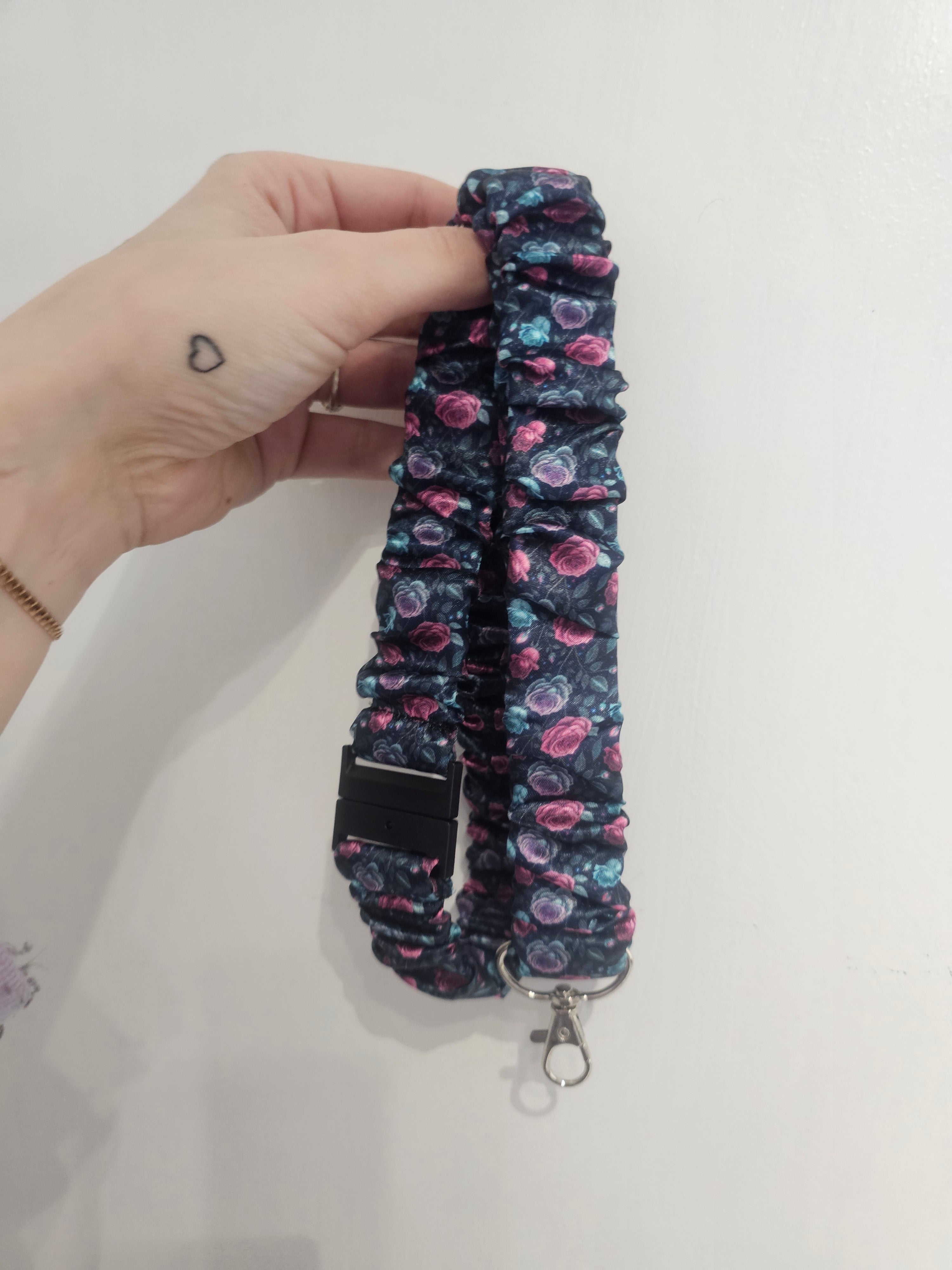 Neon roses Scrunchie Lanyard