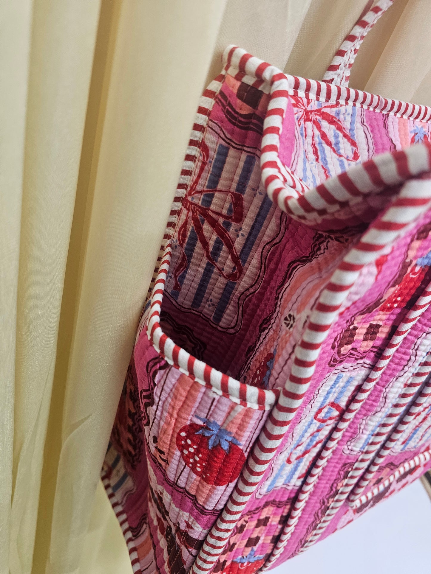 Berries & Bows Collection tote bags. Cotton tote bags all sizes.