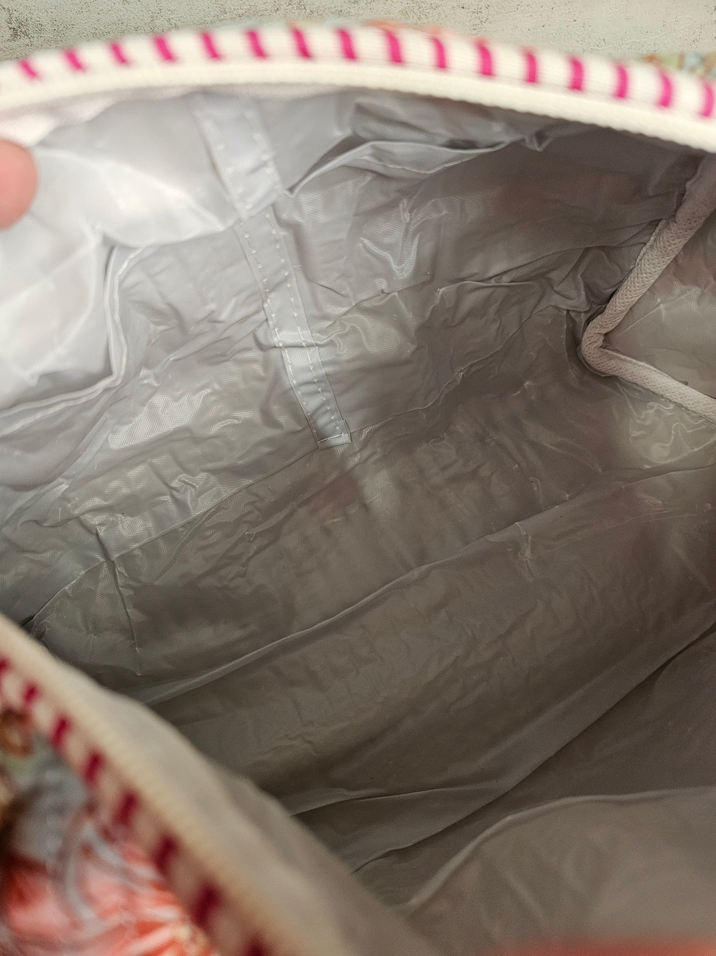 3 pack travel zip pouches. 3 peice set.