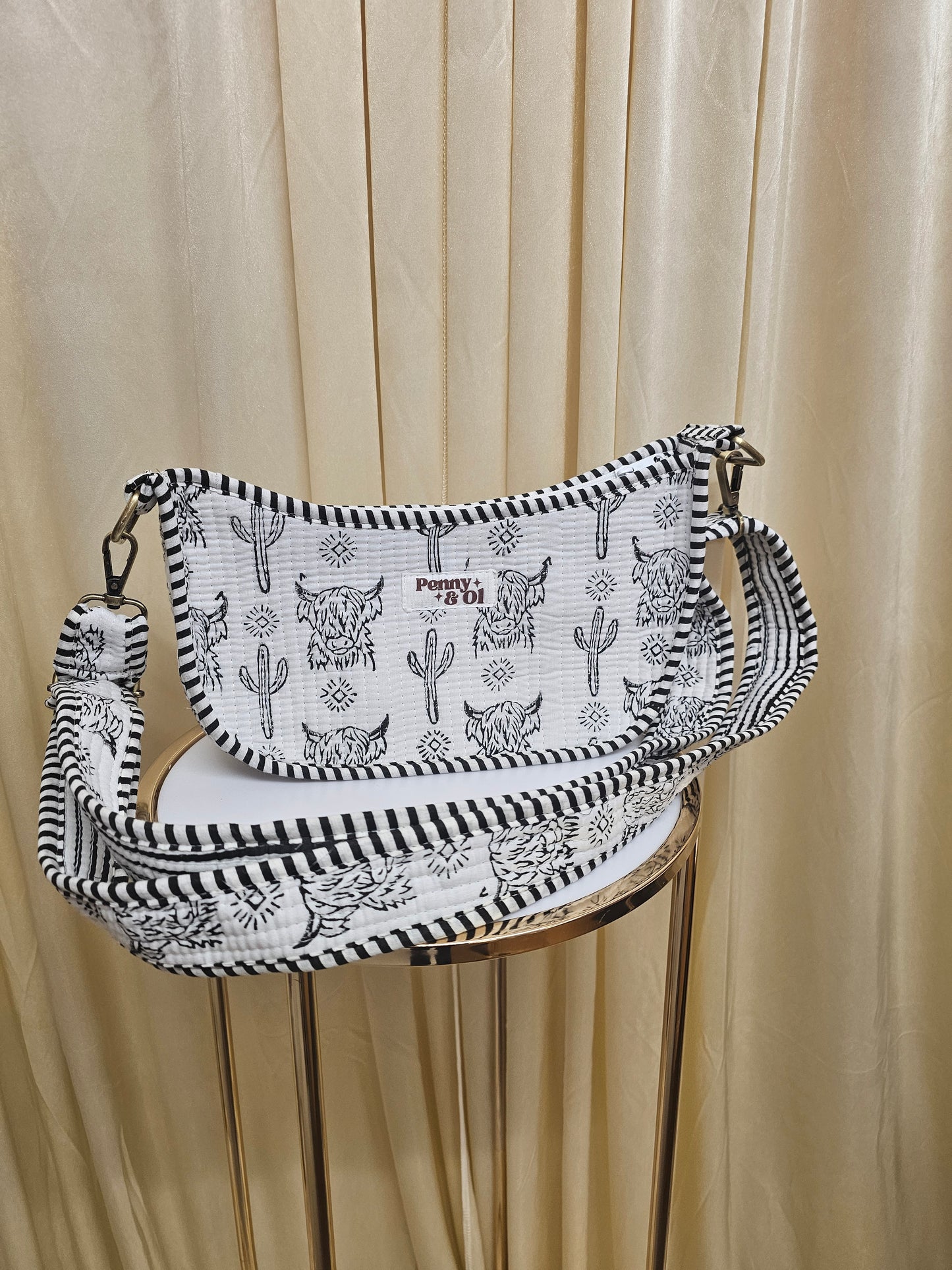 Highland Cow Collection tote bags. Cotton tote bags all sizes.