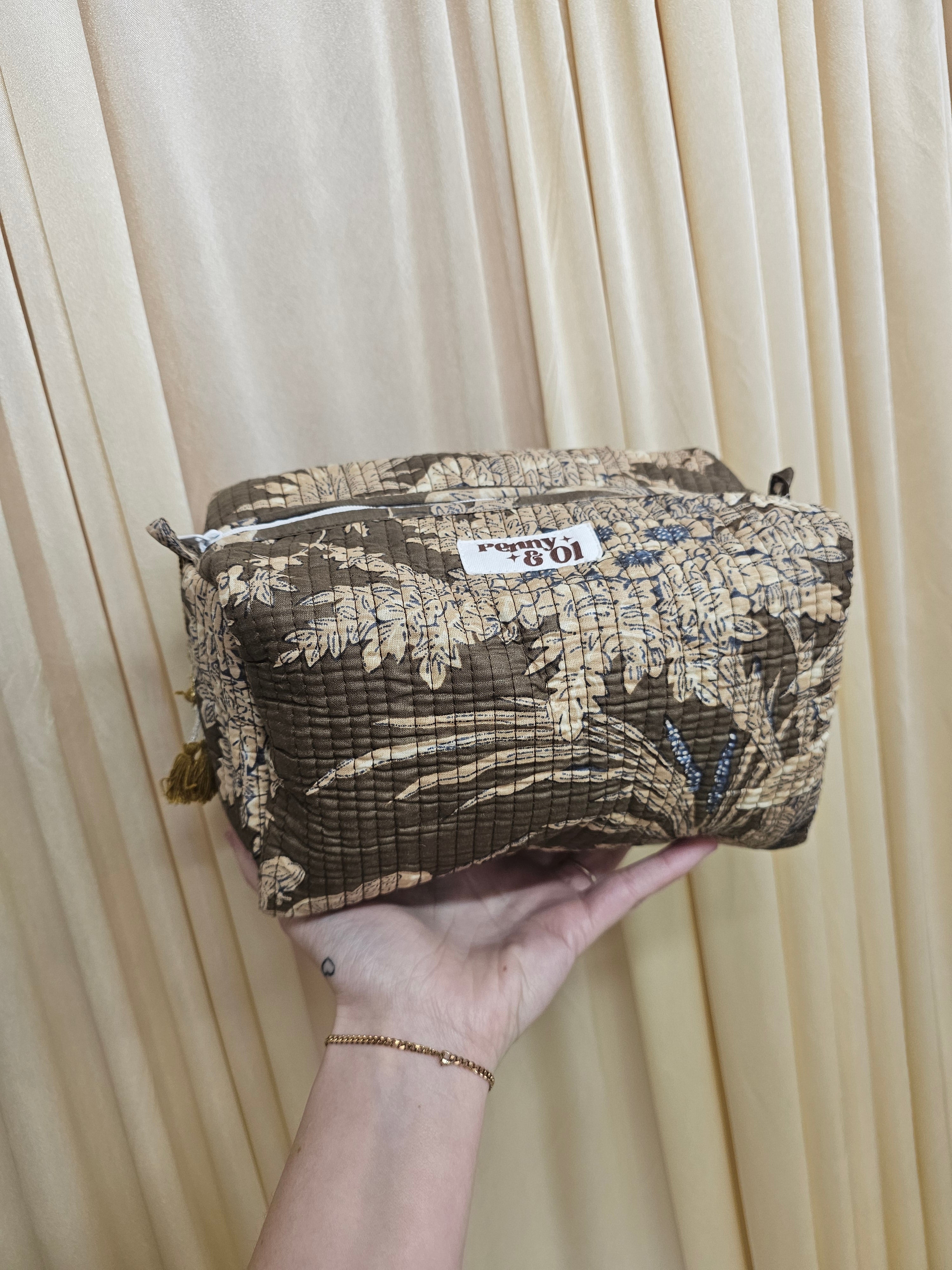 Brown Floral Waterproof Pouches