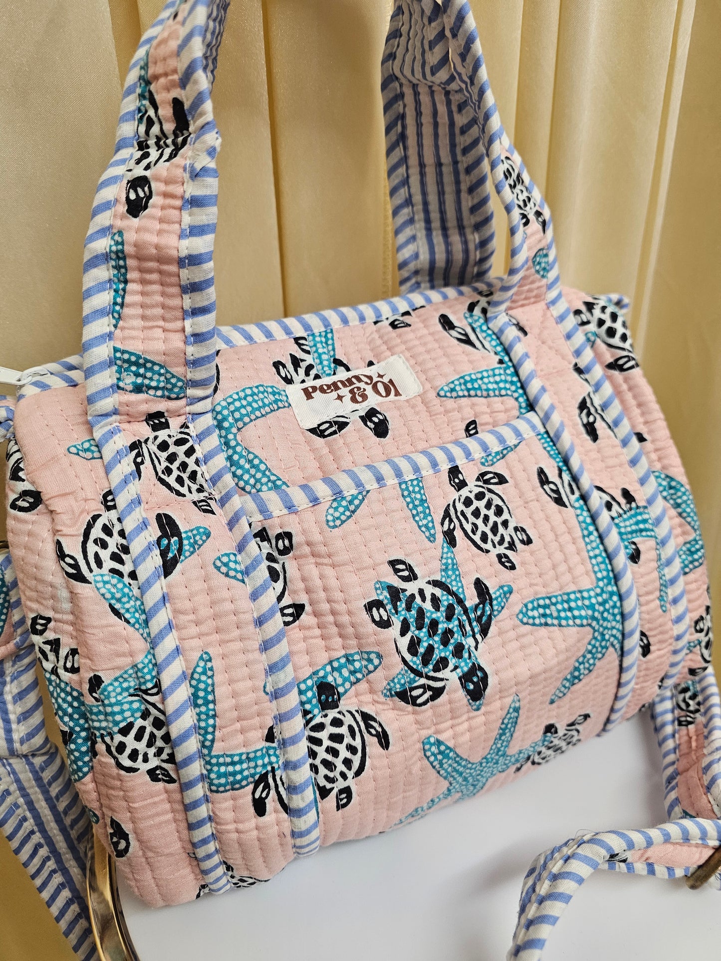 Turtle Bay collection, tote bags. Cotton tote bags all sizes.