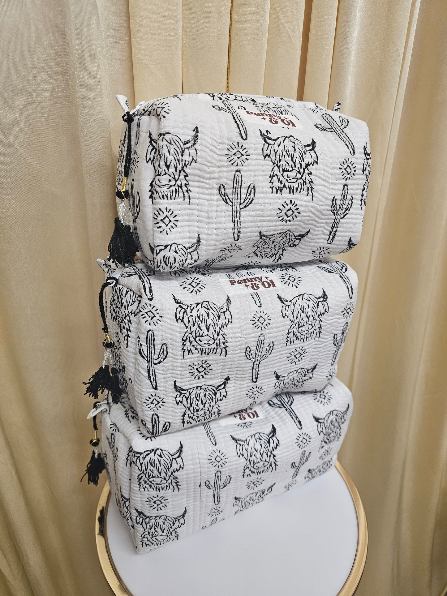 Highland Cow Collection tote bags. Cotton tote bags all sizes.